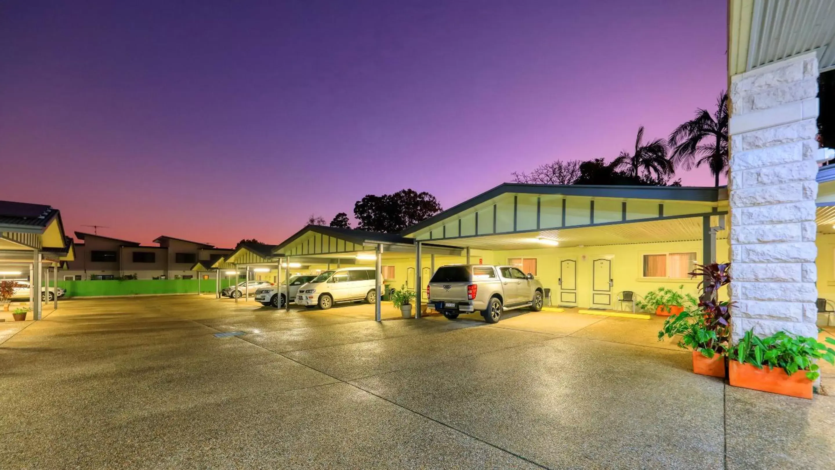 Property Building in Best Western Caboolture Gateway Motel