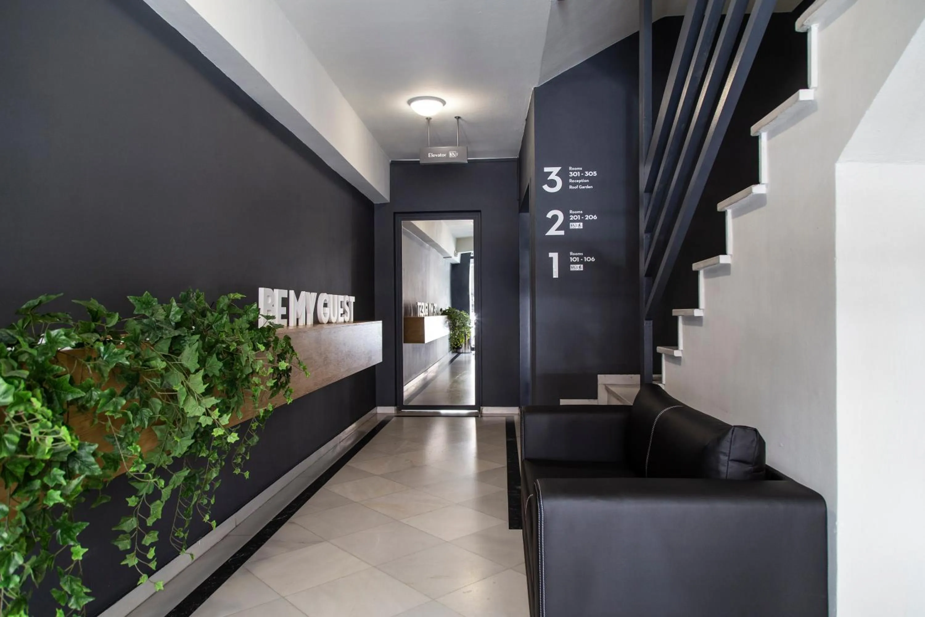 Facade/entrance in Be My Guest Athens