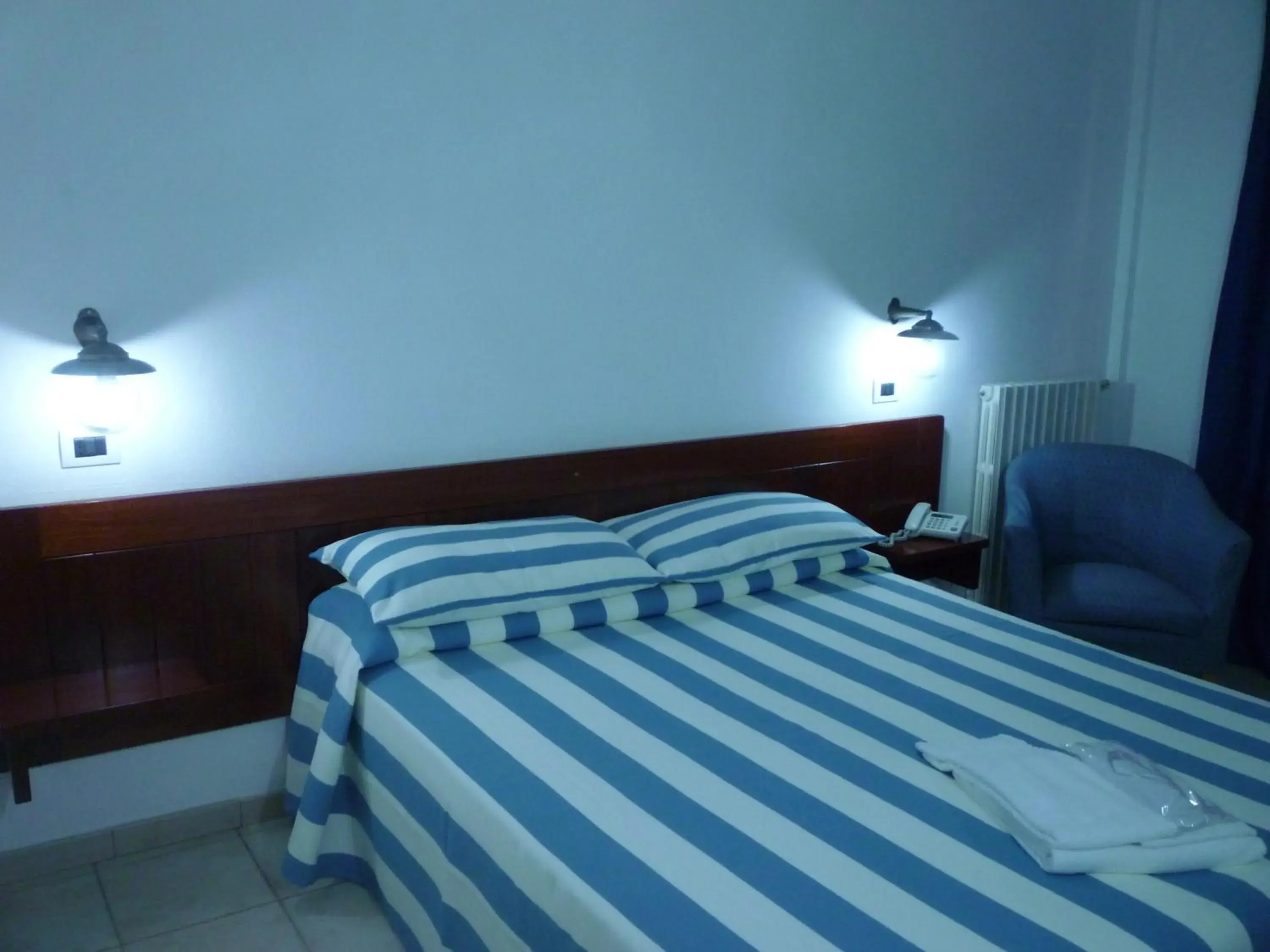 Bed in Hotel L'Ancora