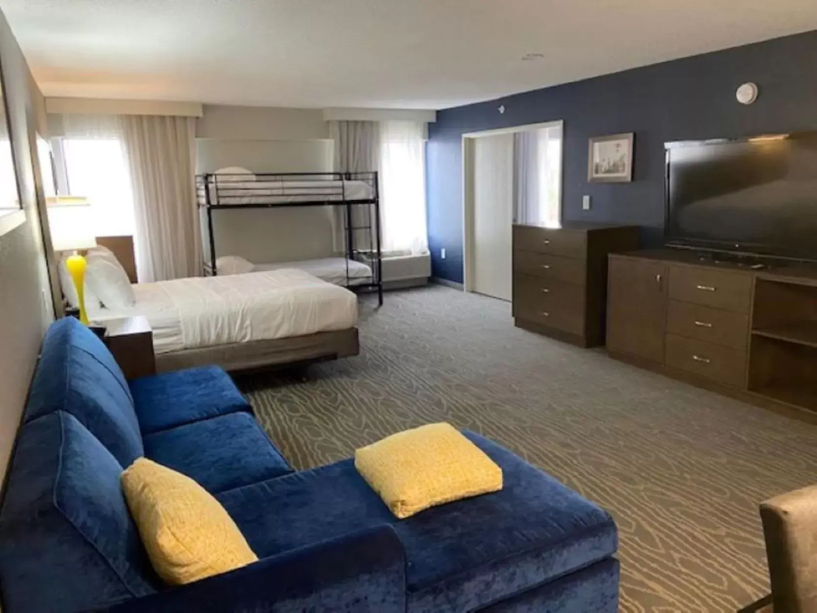 Comfort Inn & Suites Tipp City - I-75