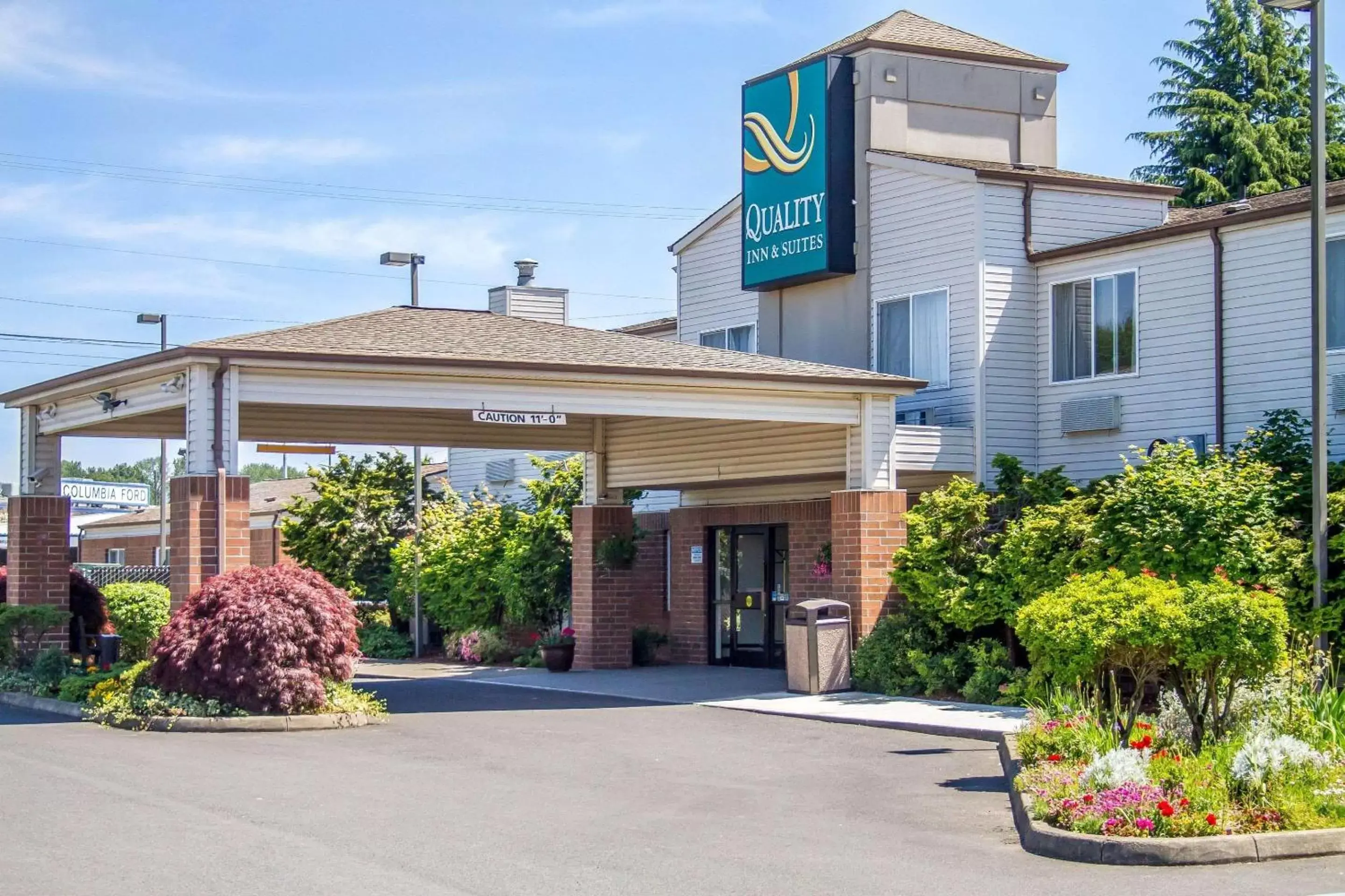 Property Building in Quality Inn & Suites Longview Kelso