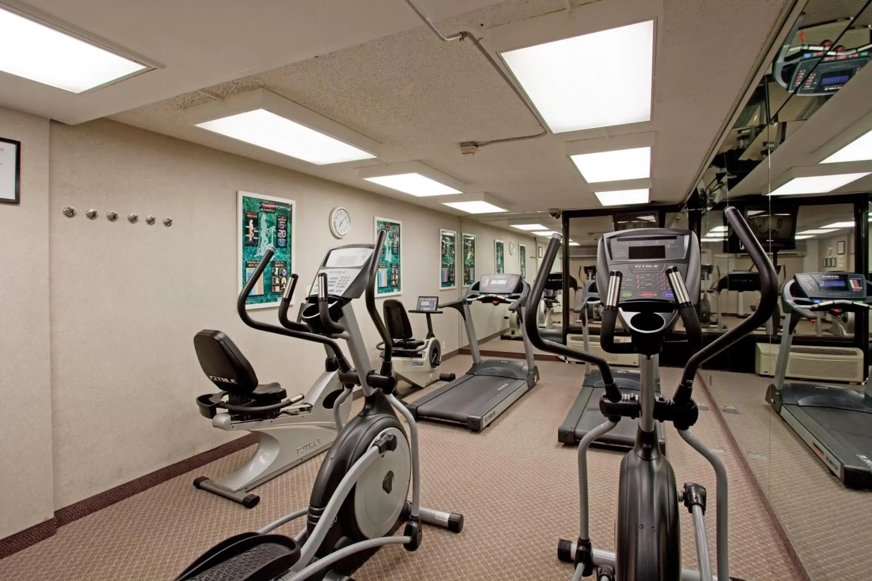 Fitness centre/facilities, Fitness Center/Facilities in Hotel Burbank