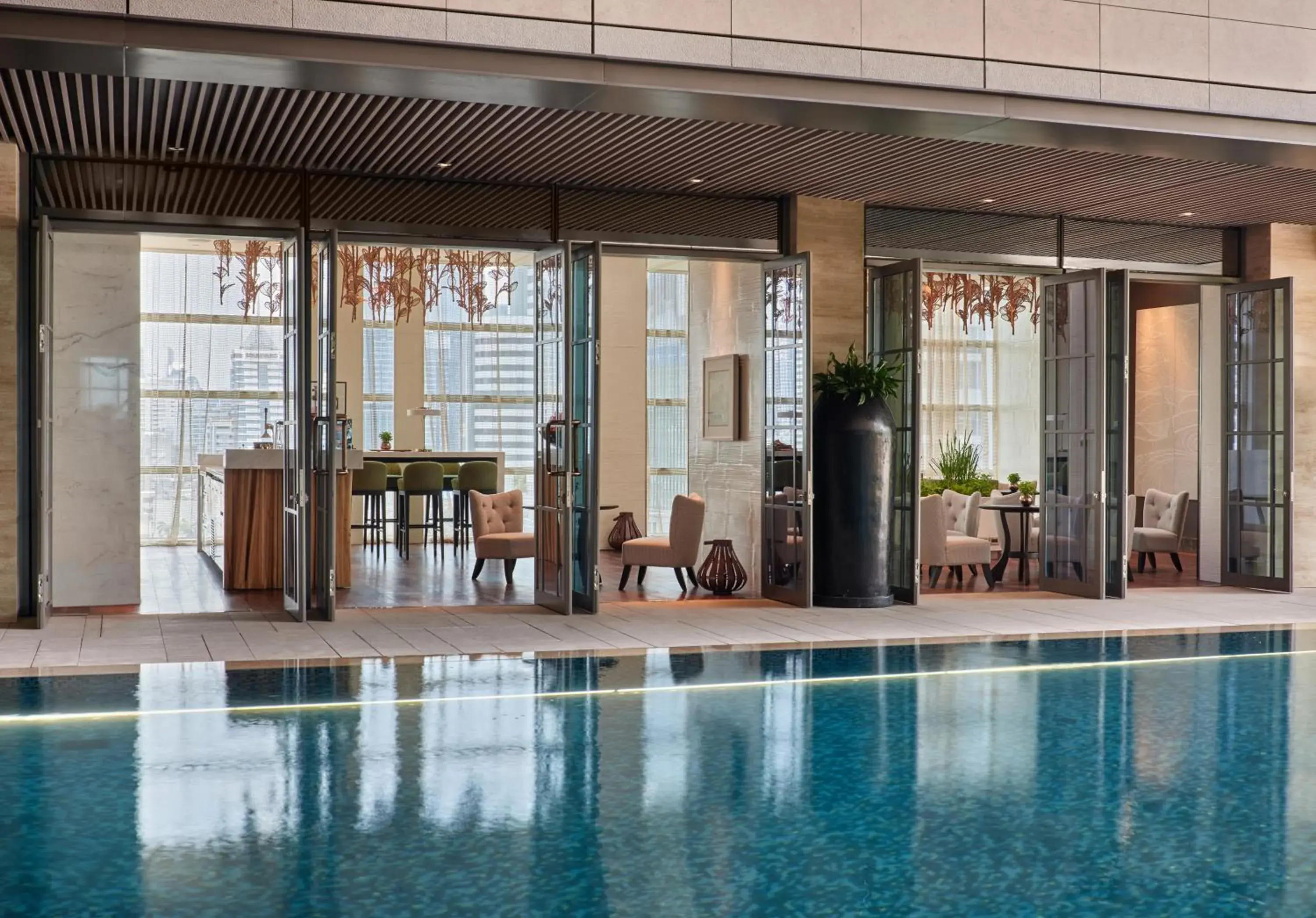 Restaurant/places to eat, Swimming Pool in Rosewood Bangkok