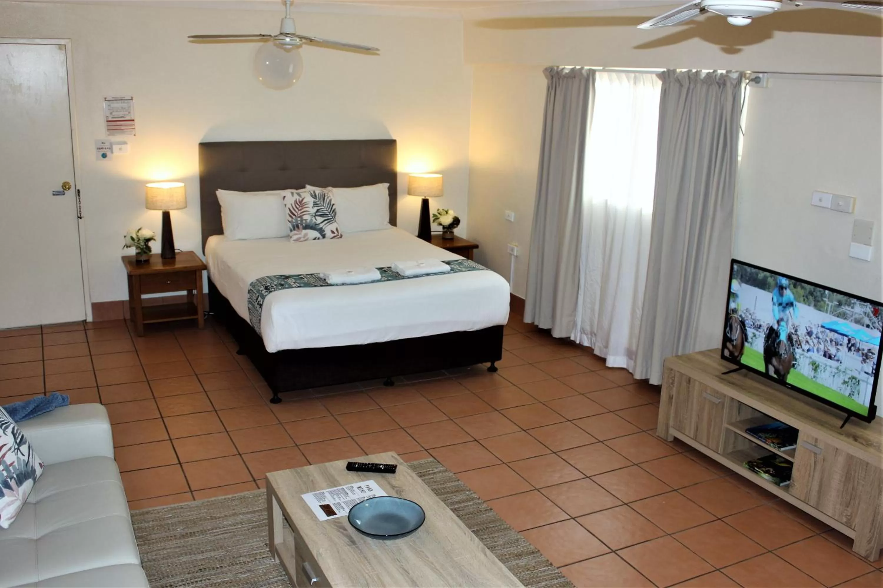 TV and multimedia, Bed in Lake Central Cairns