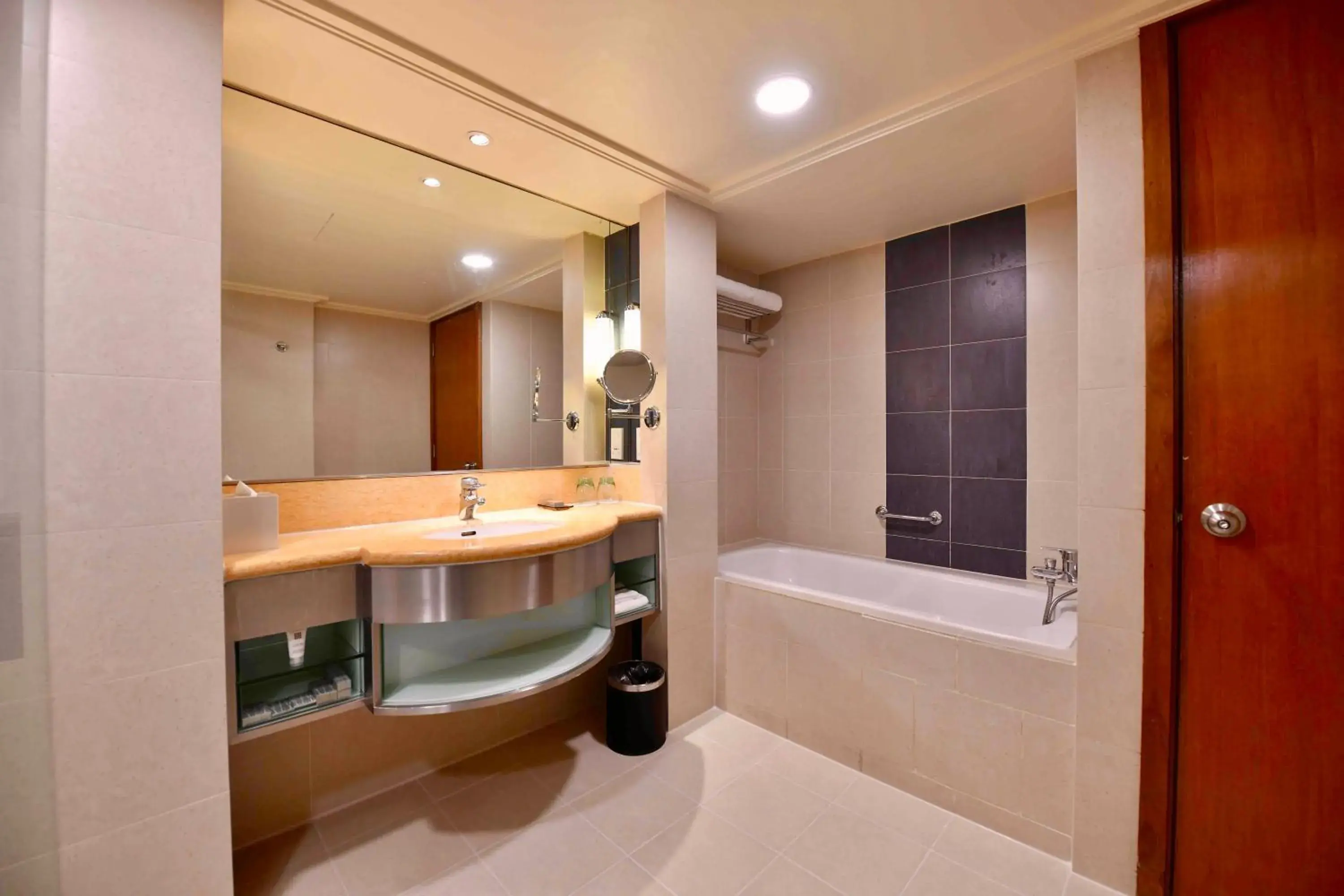 Bathroom in Concorde Hotel Kuala Lumpur