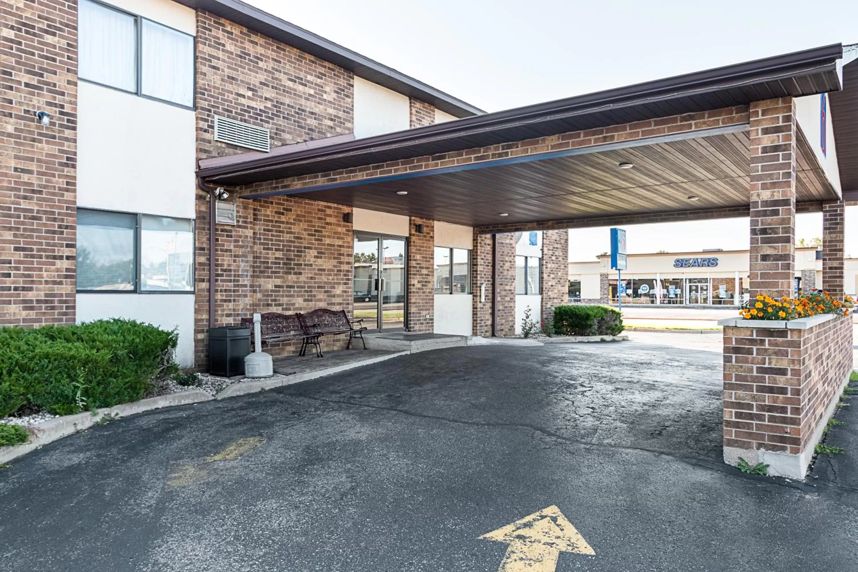 Facade/entrance in Motel 6-Wisconsin Rapids, WI