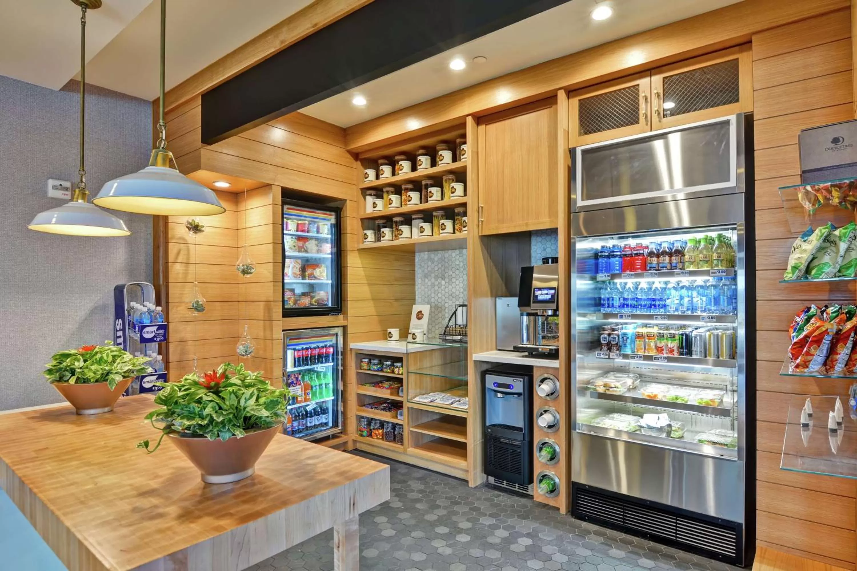 Restaurant/places to eat in DoubleTree by Hilton Hotel Baton Rouge