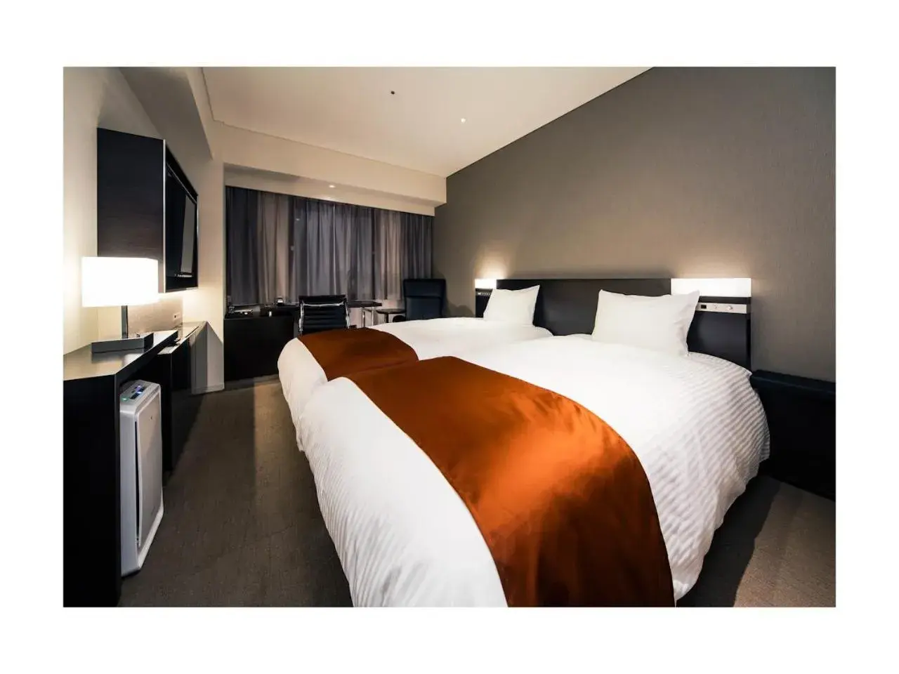 Bedroom, Bed in Daiwa Roynet Hotel Ginza PREMIER Bedroom, Bed in Daiwa Roynet Hotel Ginza PREMIER