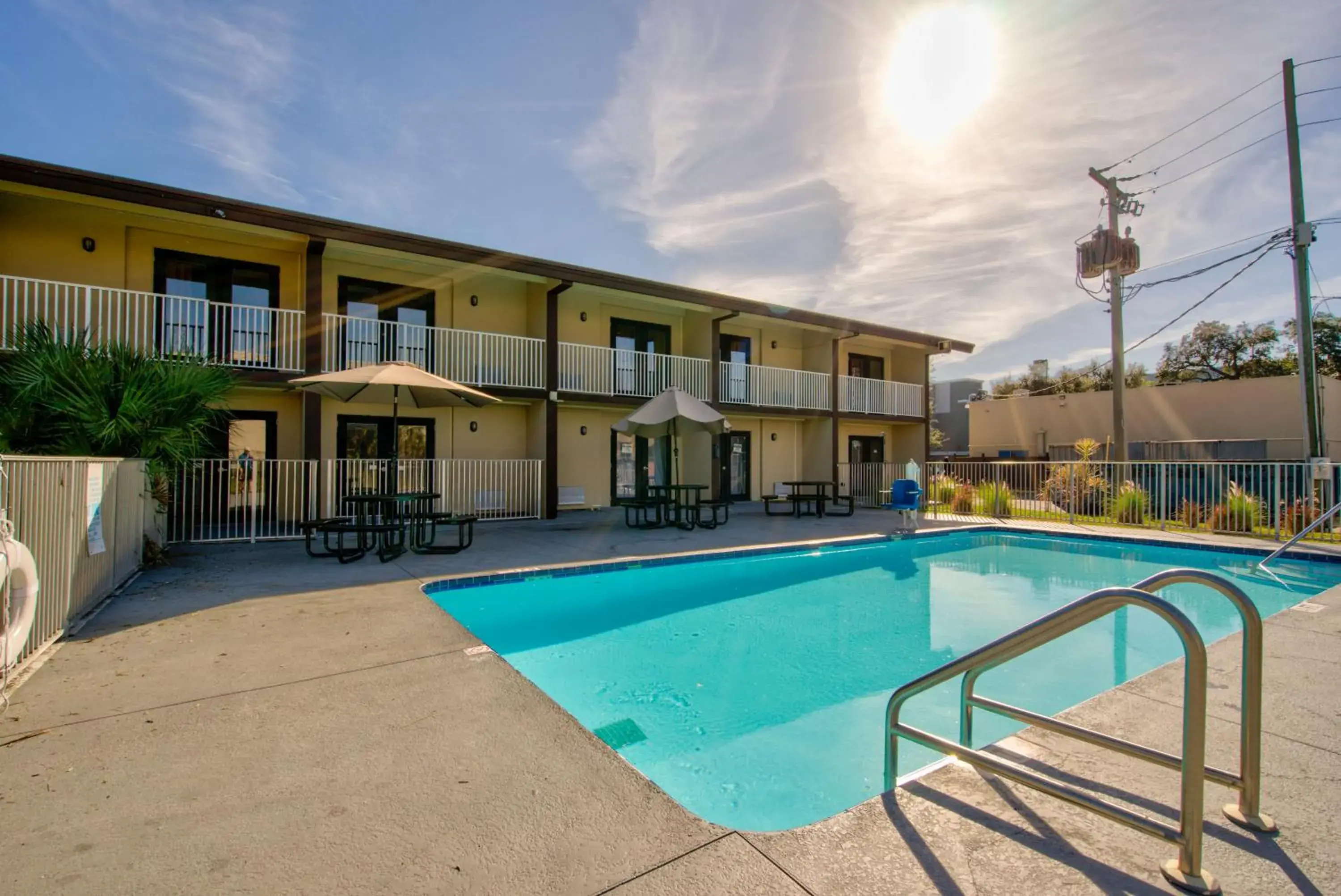 Swimming Pool in Clearwater Hotel