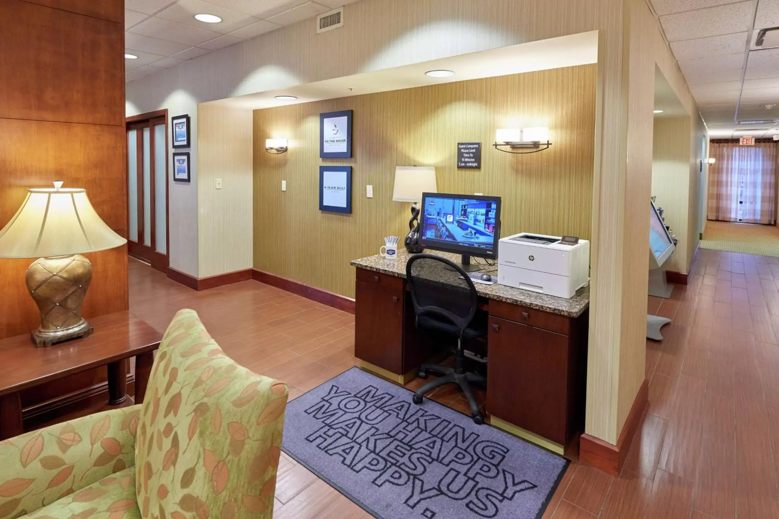 Business facilities, TV/Entertainment Center in Hampton Inn Massillon