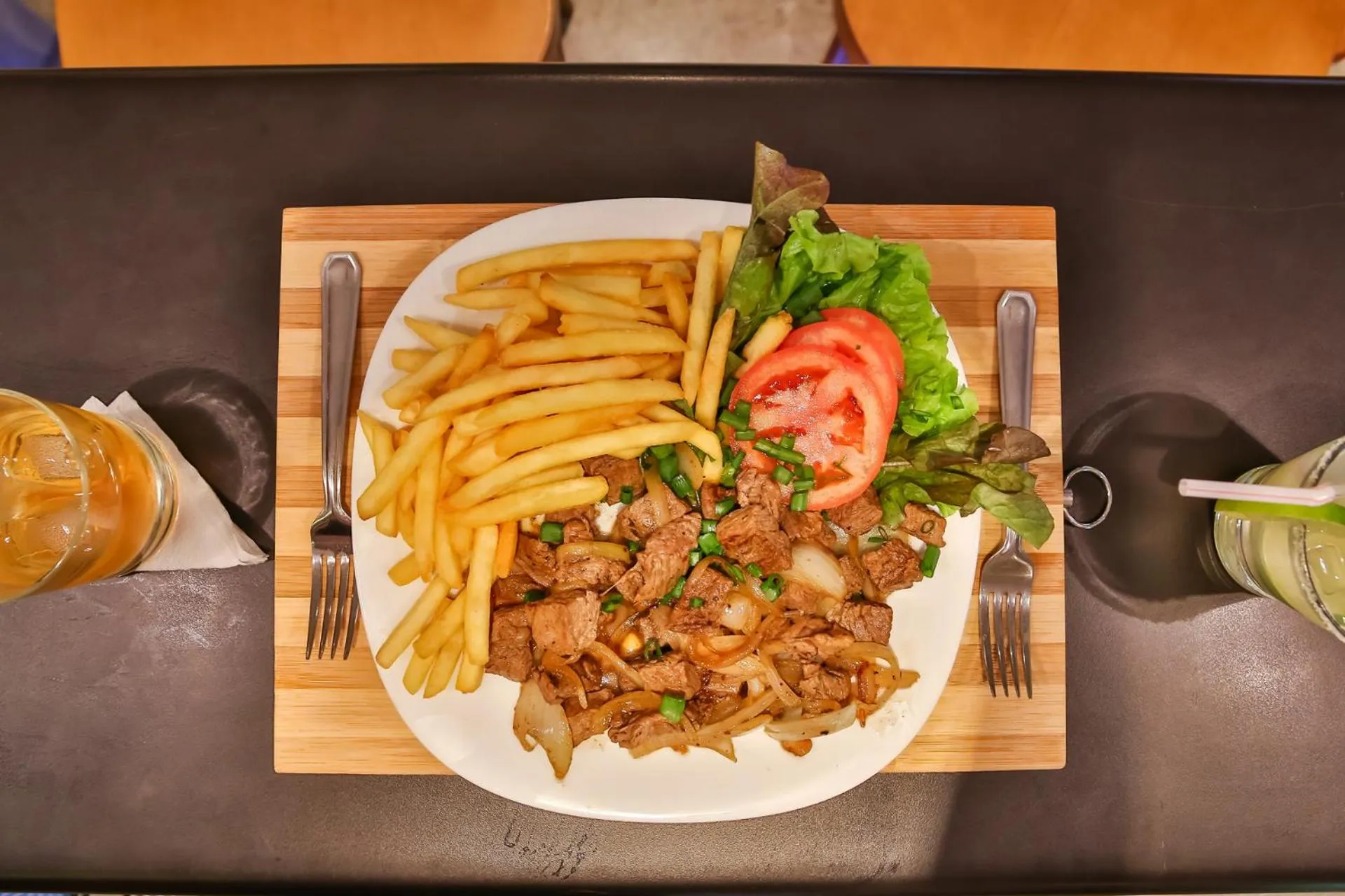 Restaurant/places to eat in San Diego Express Barro Preto