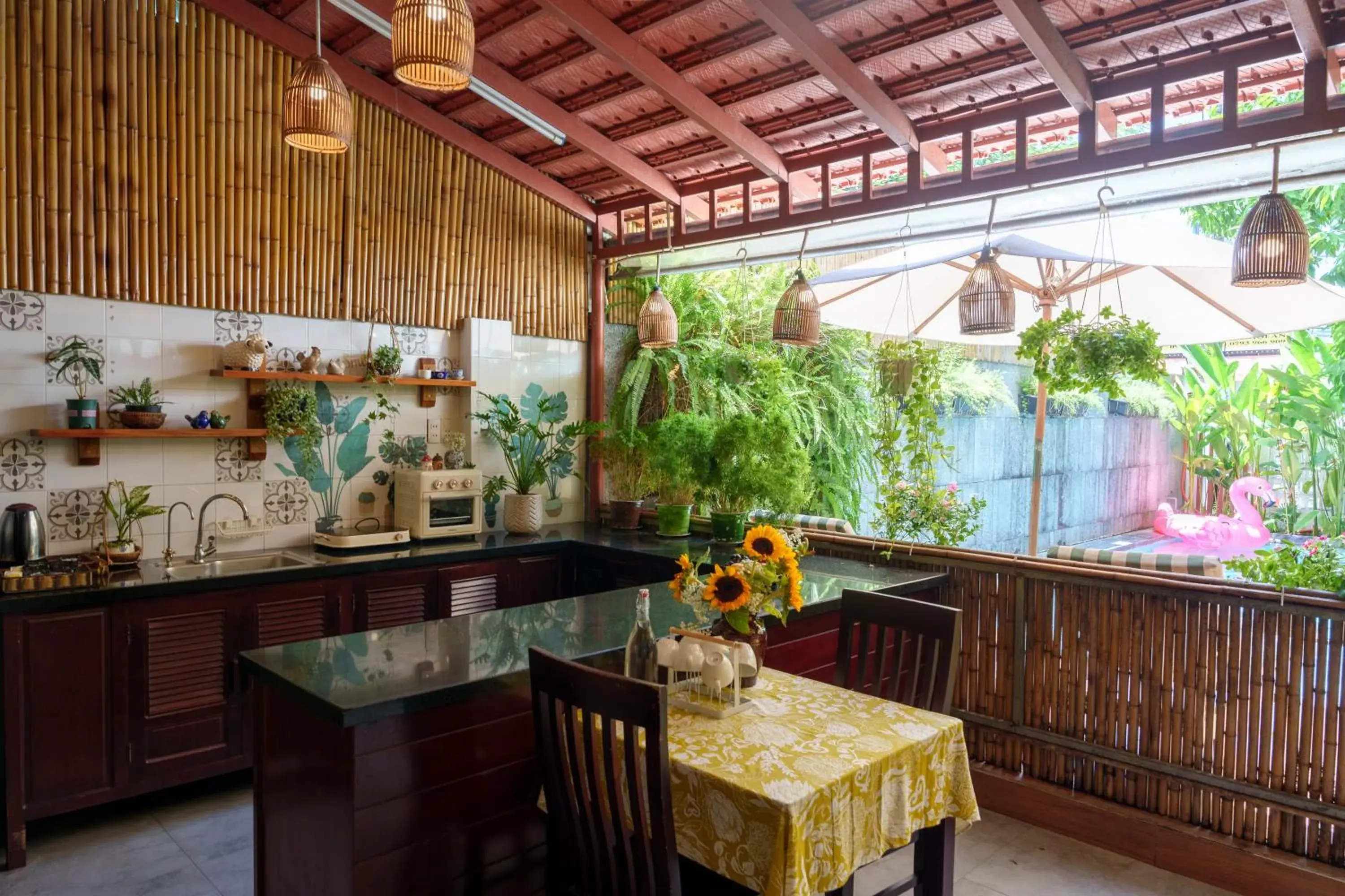 kitchen, Restaurant/Places to Eat in Thien Tan Villa with Private Pool