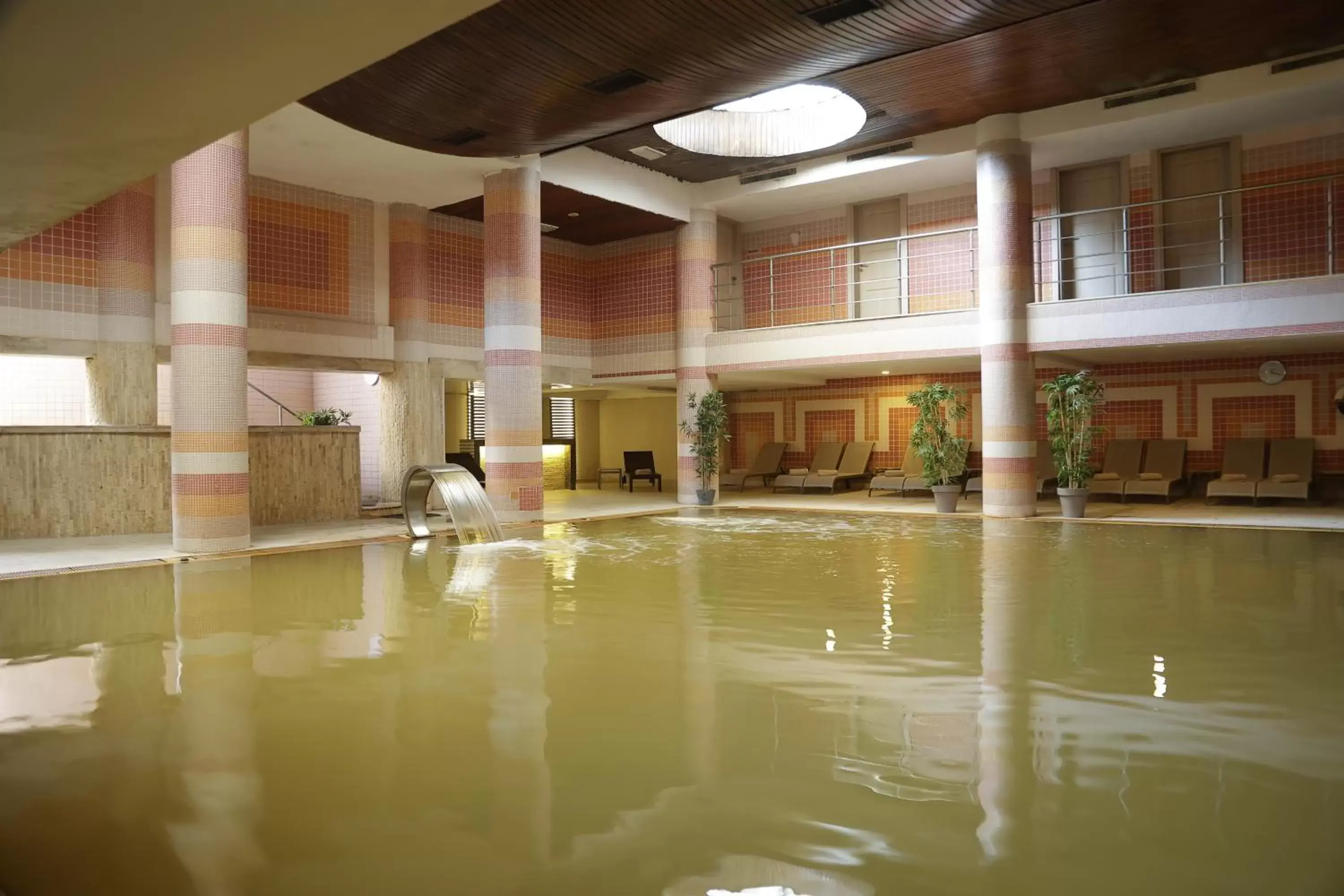 Spa and wellness centre/facilities in Pırıl Hotel Thermal&Beauty SPA