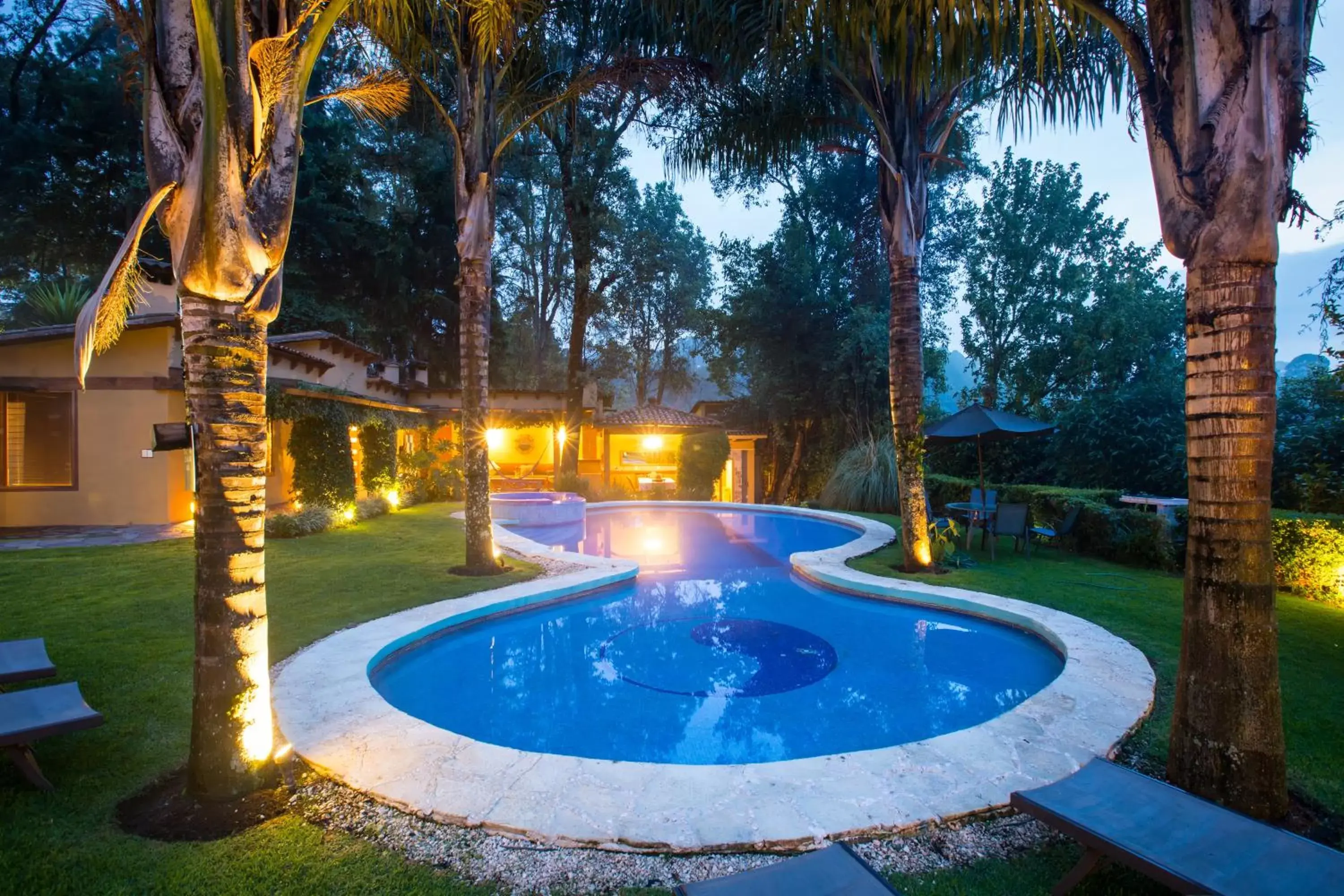 Garden, Swimming Pool in La Joya del Viento