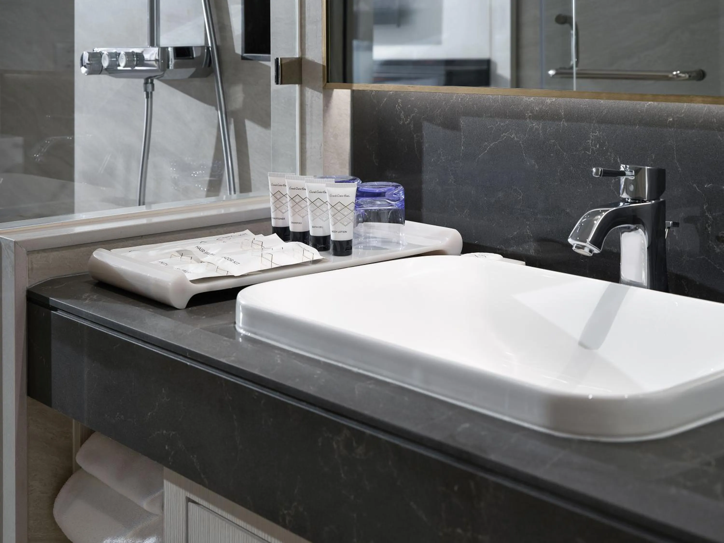 Area and facilities in Grande Centre Point Surawong Bangkok