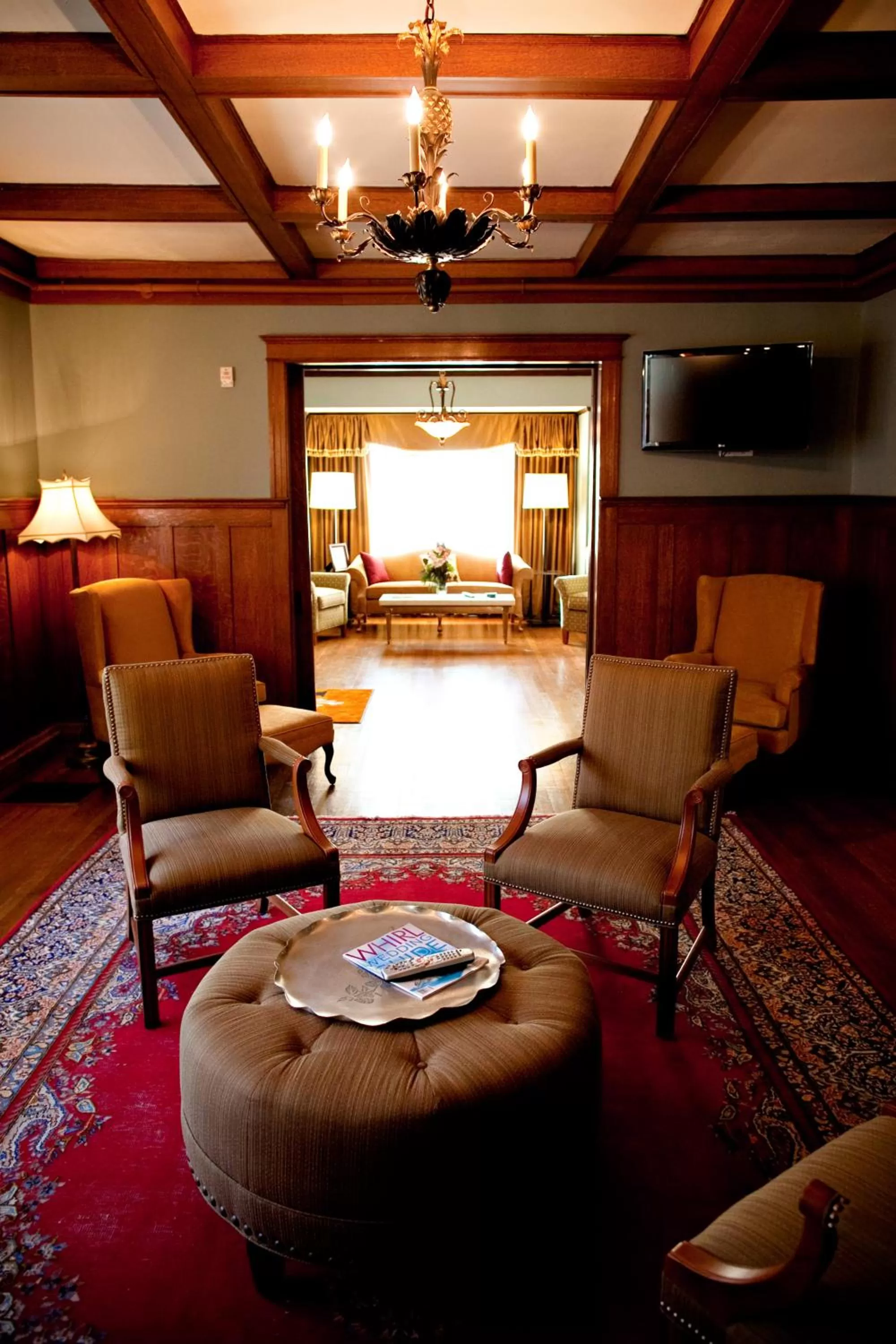 Day in Mansions on Fifth