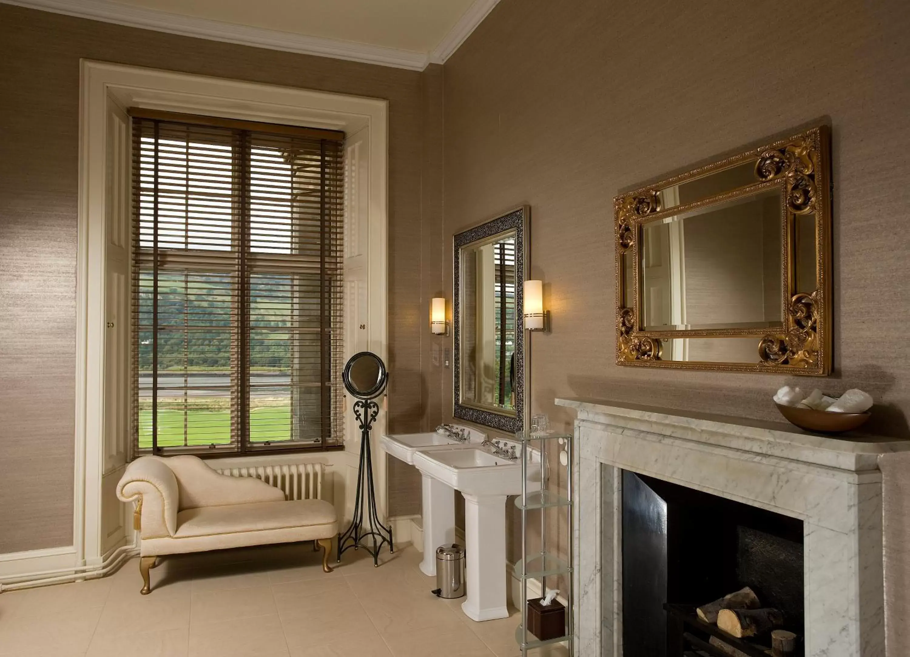 Bathroom in Mar Hall Golf & Spa Resort