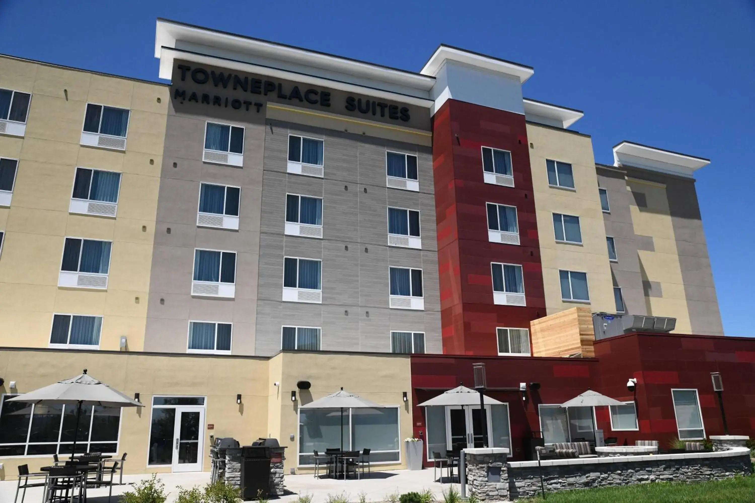 Property Building in TownePlace Suites Kansas City At Briarcliff