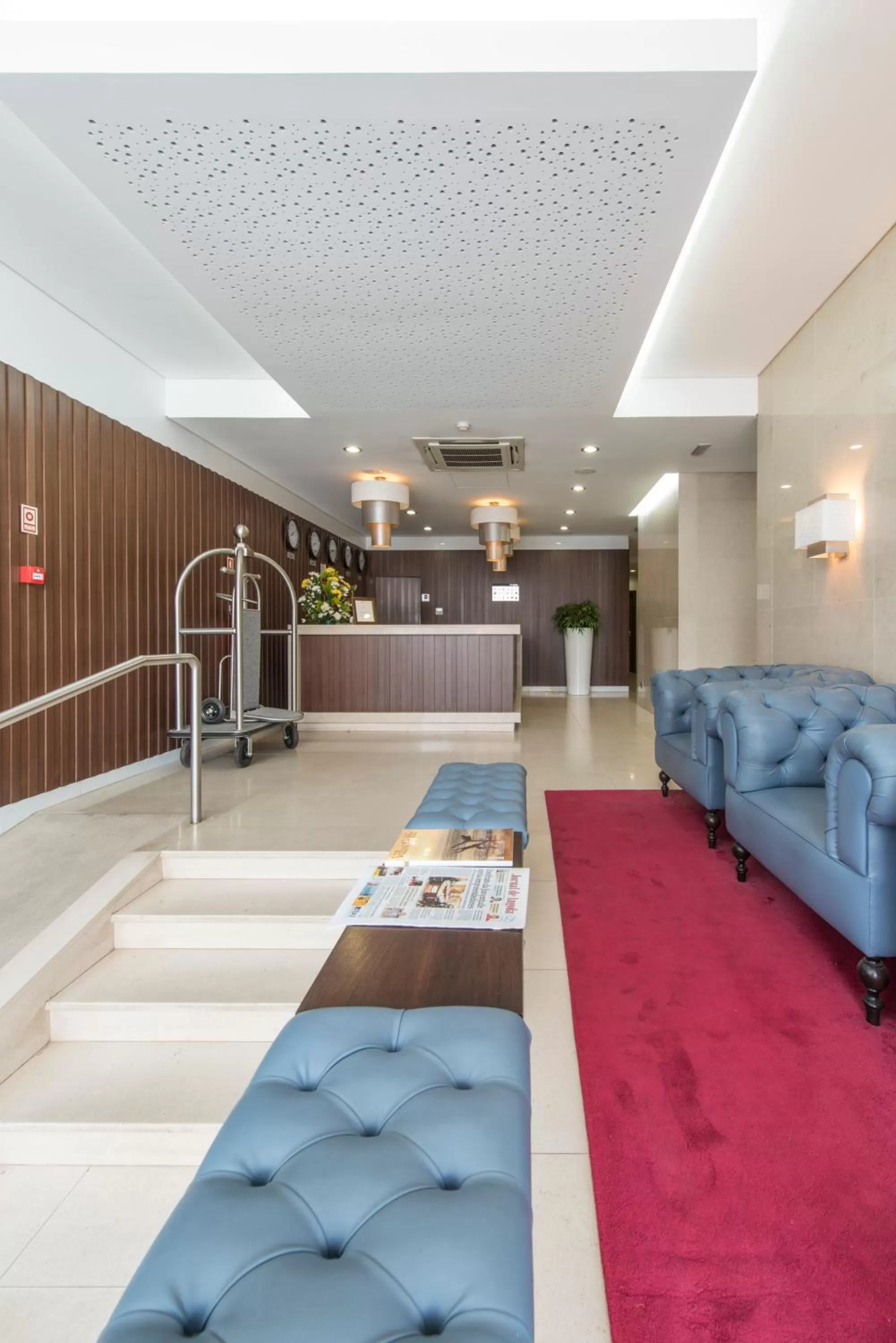 Lobby or reception in RK Suite Hotel