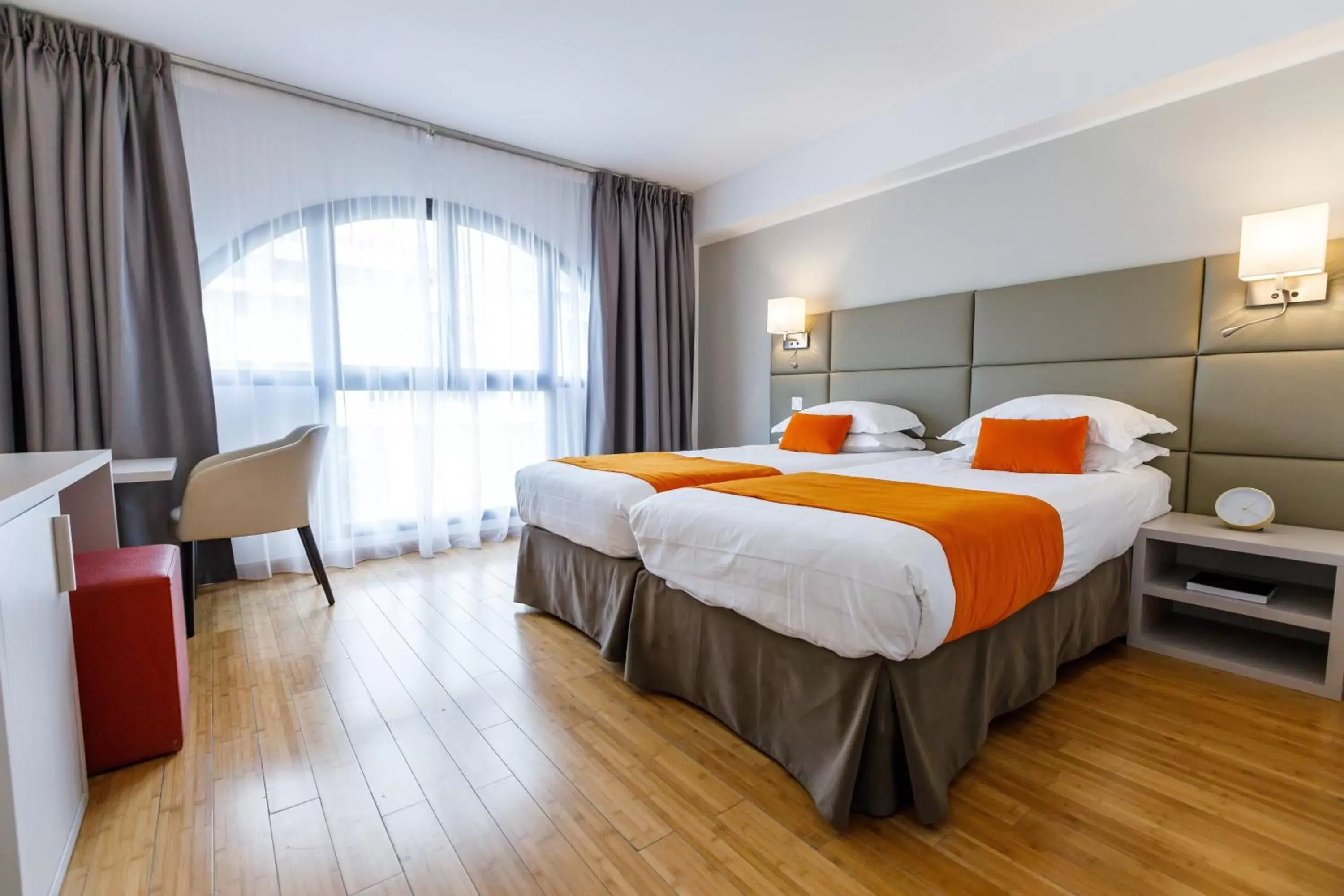 Photo of the whole room, Bed in Hotel Nice Riviera Photo of the whole room, Bed in Hotel Nice Riviera