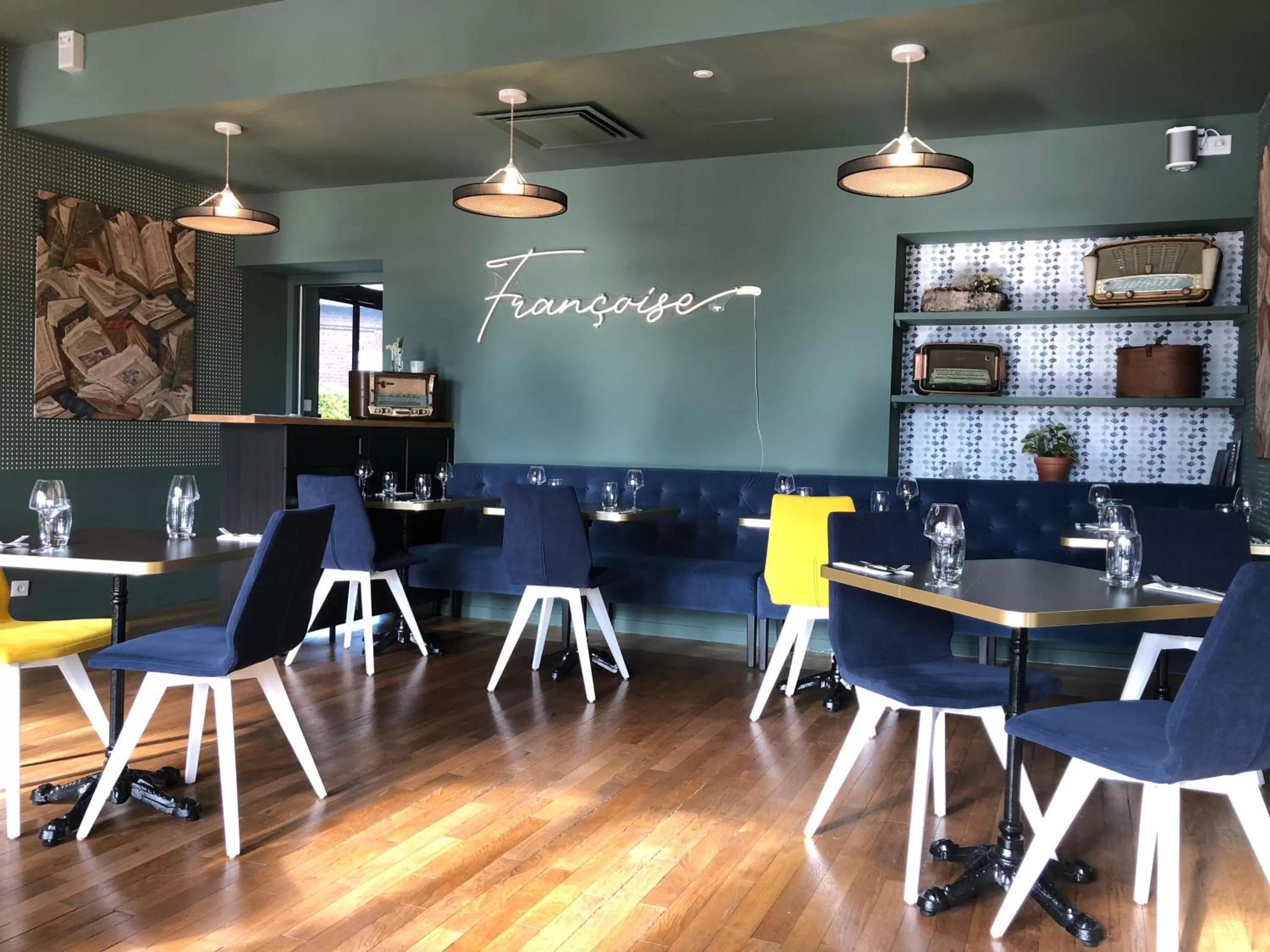 Restaurant/places to eat in Mayrena Hotel Restaurant