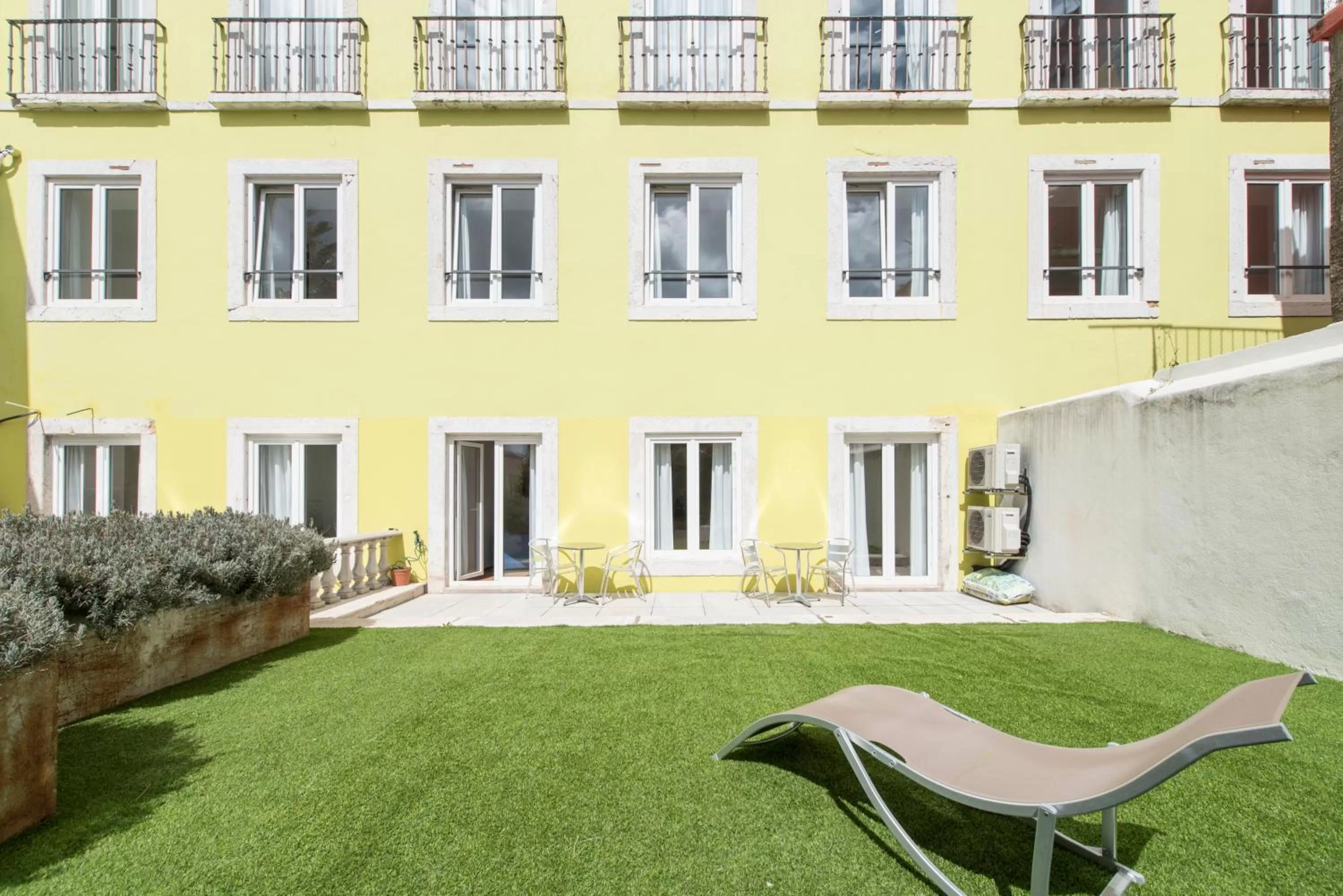 Patio in Alfama - Lisbon Lounge Suites