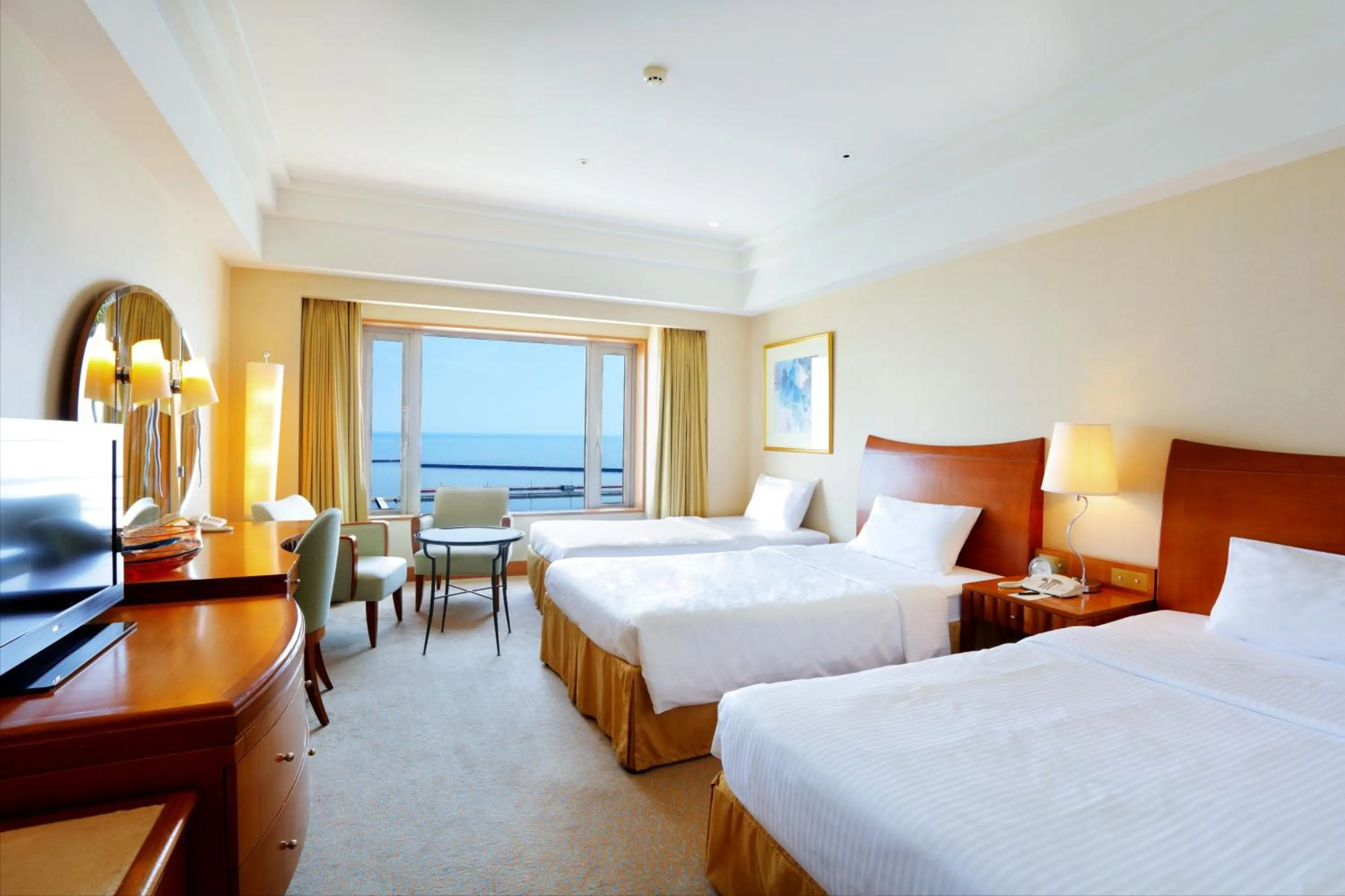 Photo of the whole room, Bed in Grand Park Otaru