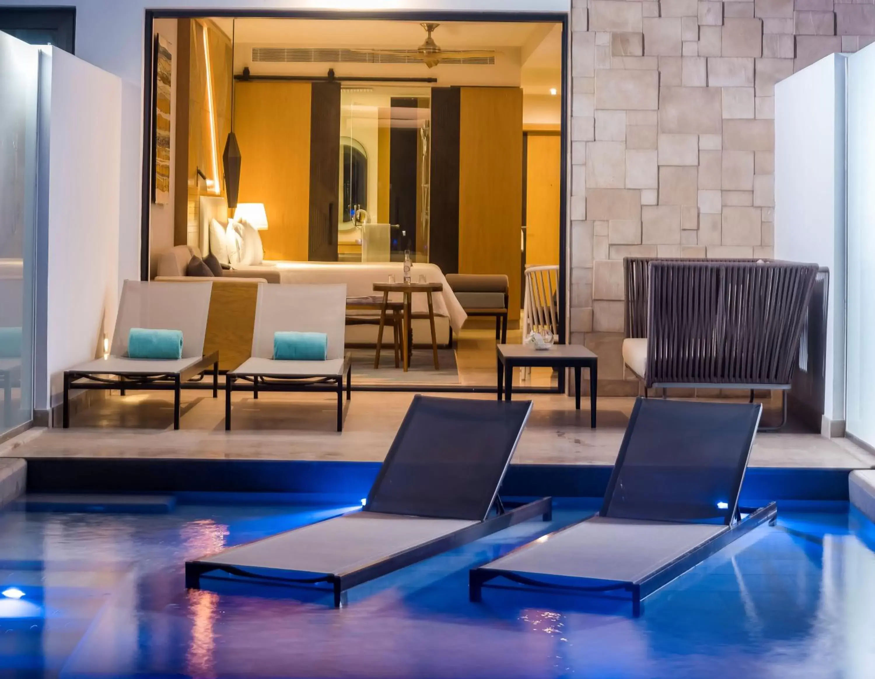 Living room, Swimming Pool in Haven Riviera Cancun - All Inclusive - Adults Only