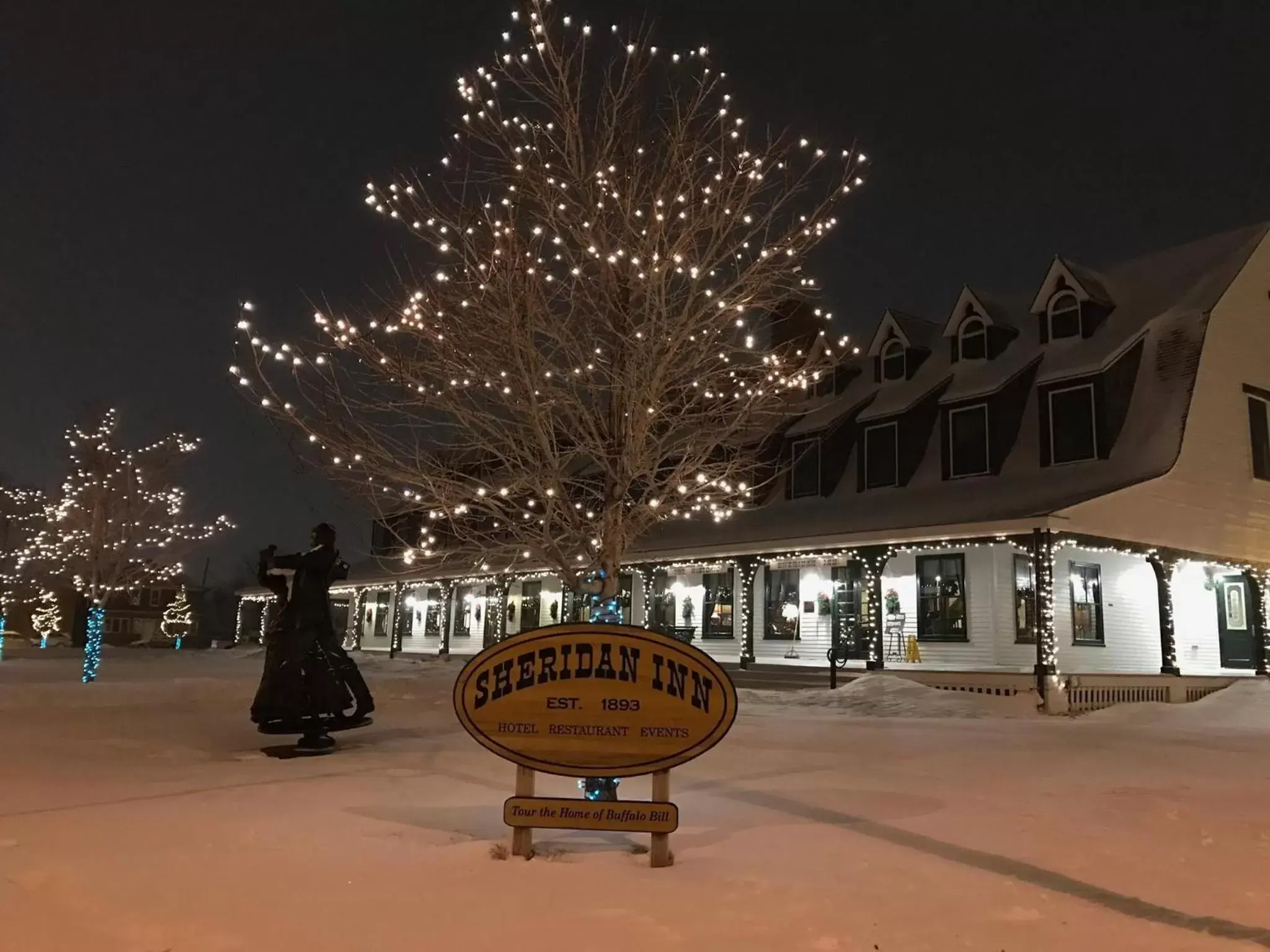 Facade/entrance in Sheridan Inn - Best Western Signature Collection