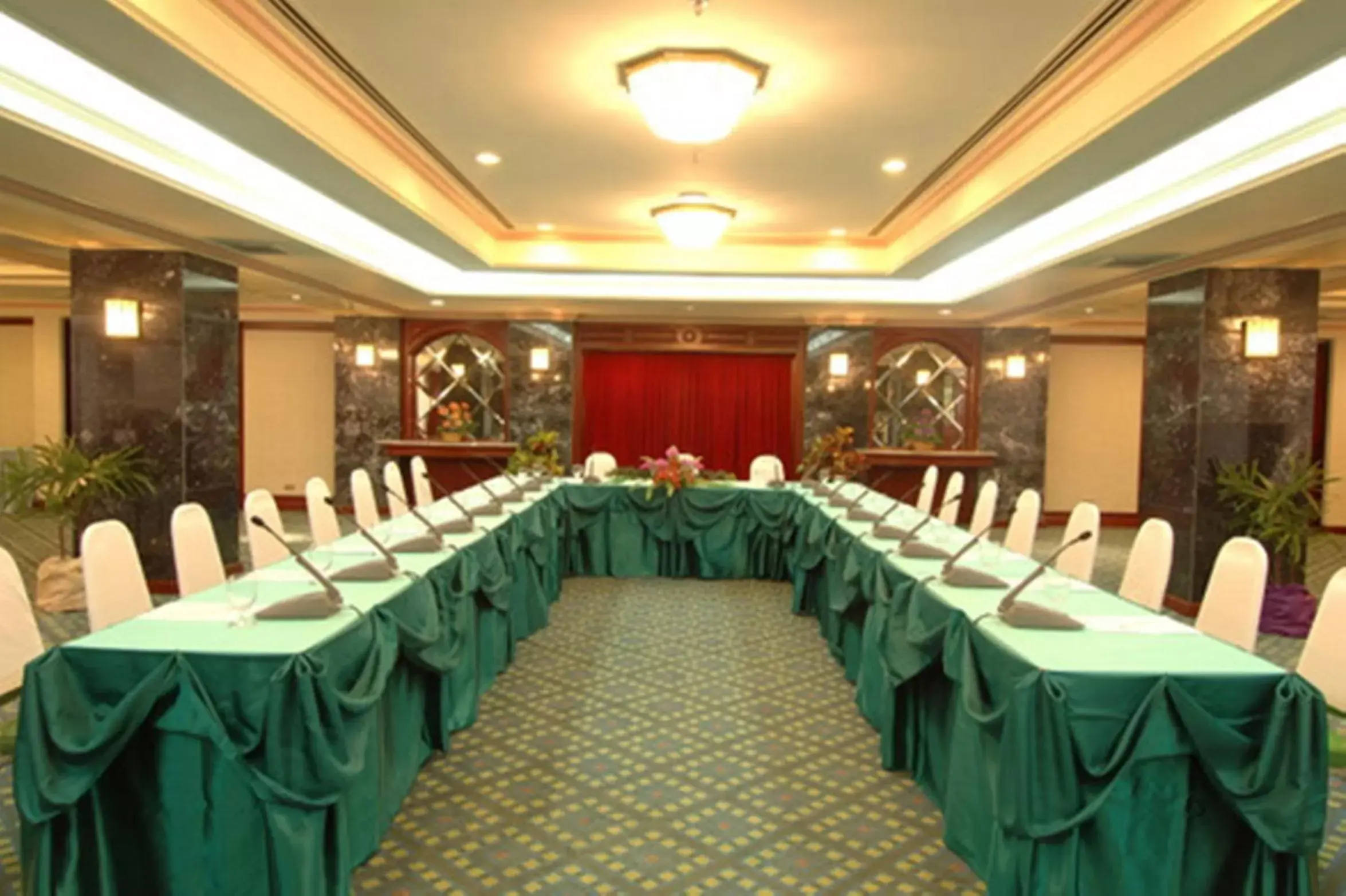 Banquet/Function facilities in Patong Resort Hotel - SHA Extra Plus