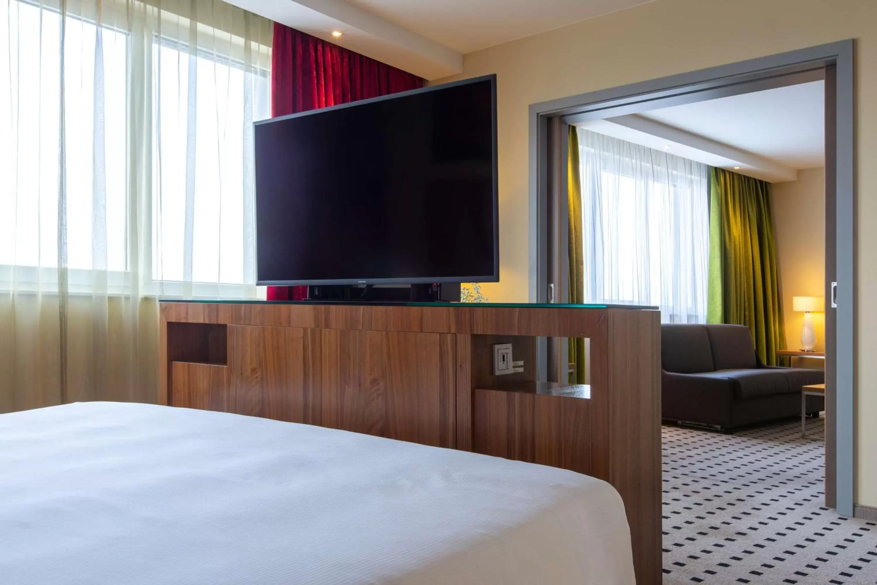 Suite with Airport View in Radisson Blu Hotel, Hamburg Airport Suite with Airport View in Radisson Blu Hotel, Hamburg Airport