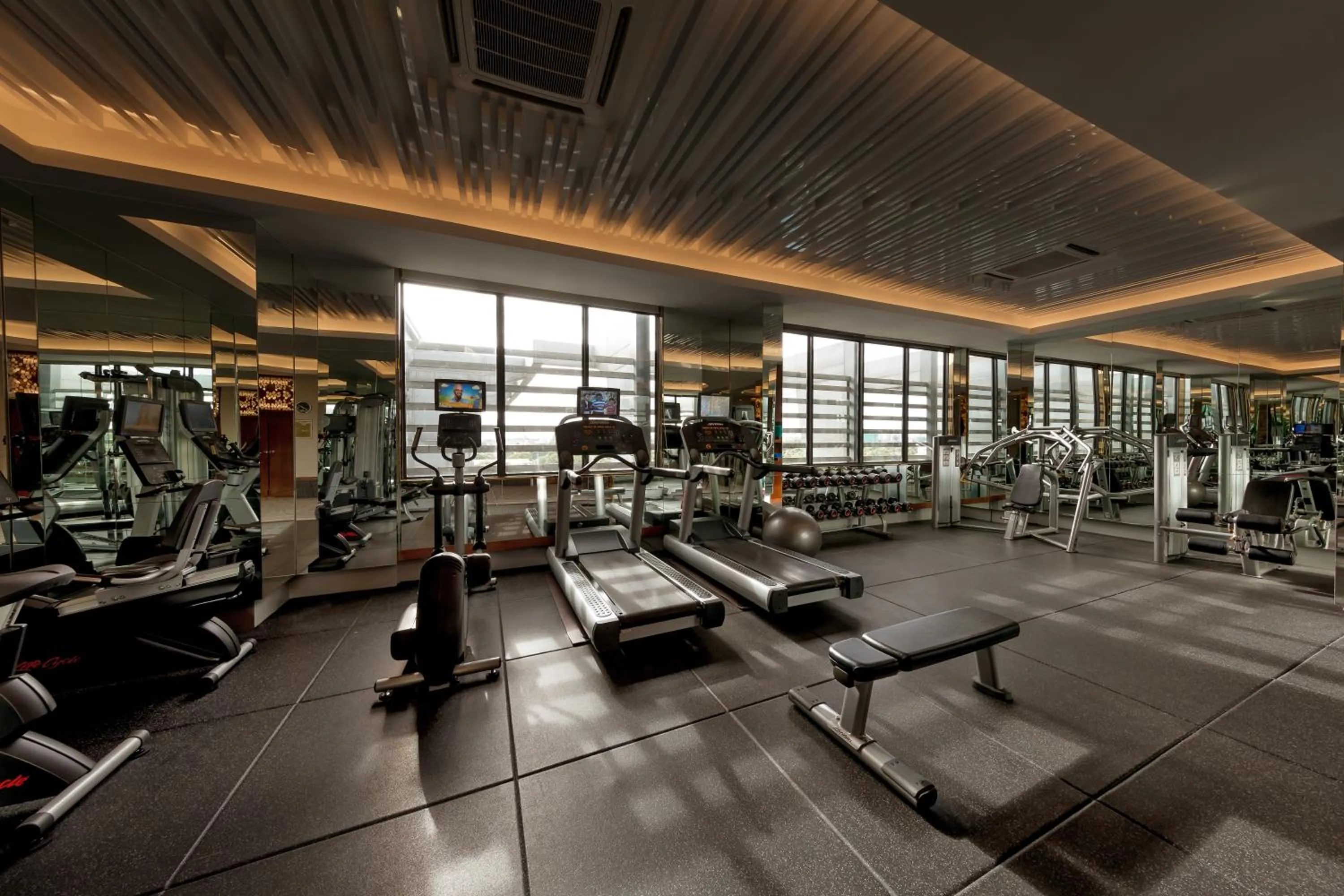 Fitness centre/facilities in Best Western Green Hill Hotel