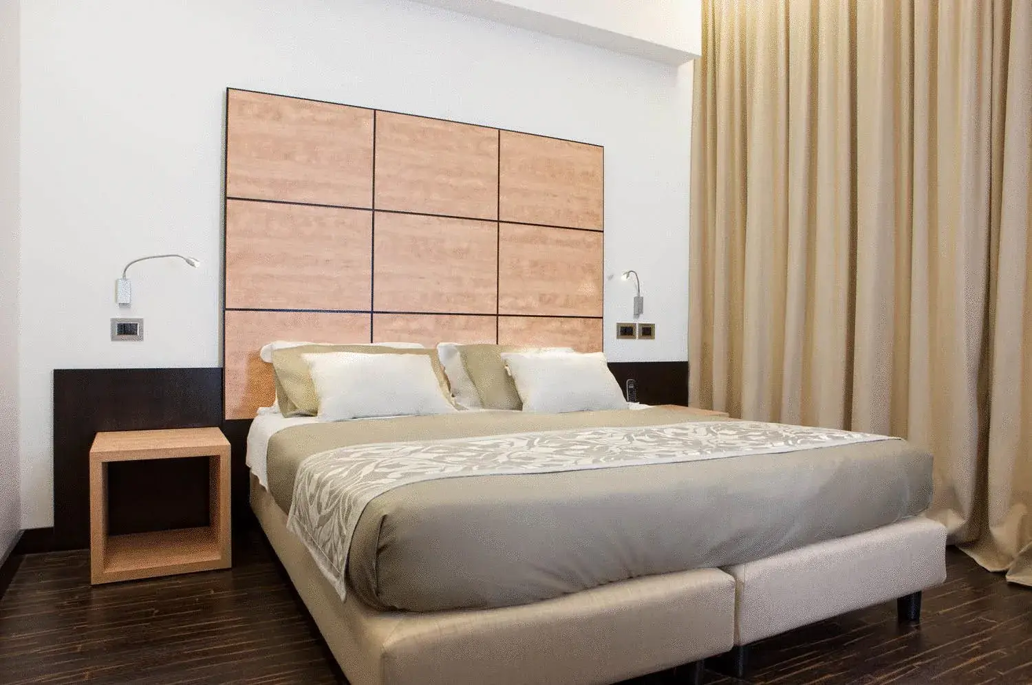 Bed in Hotel Cimarosa