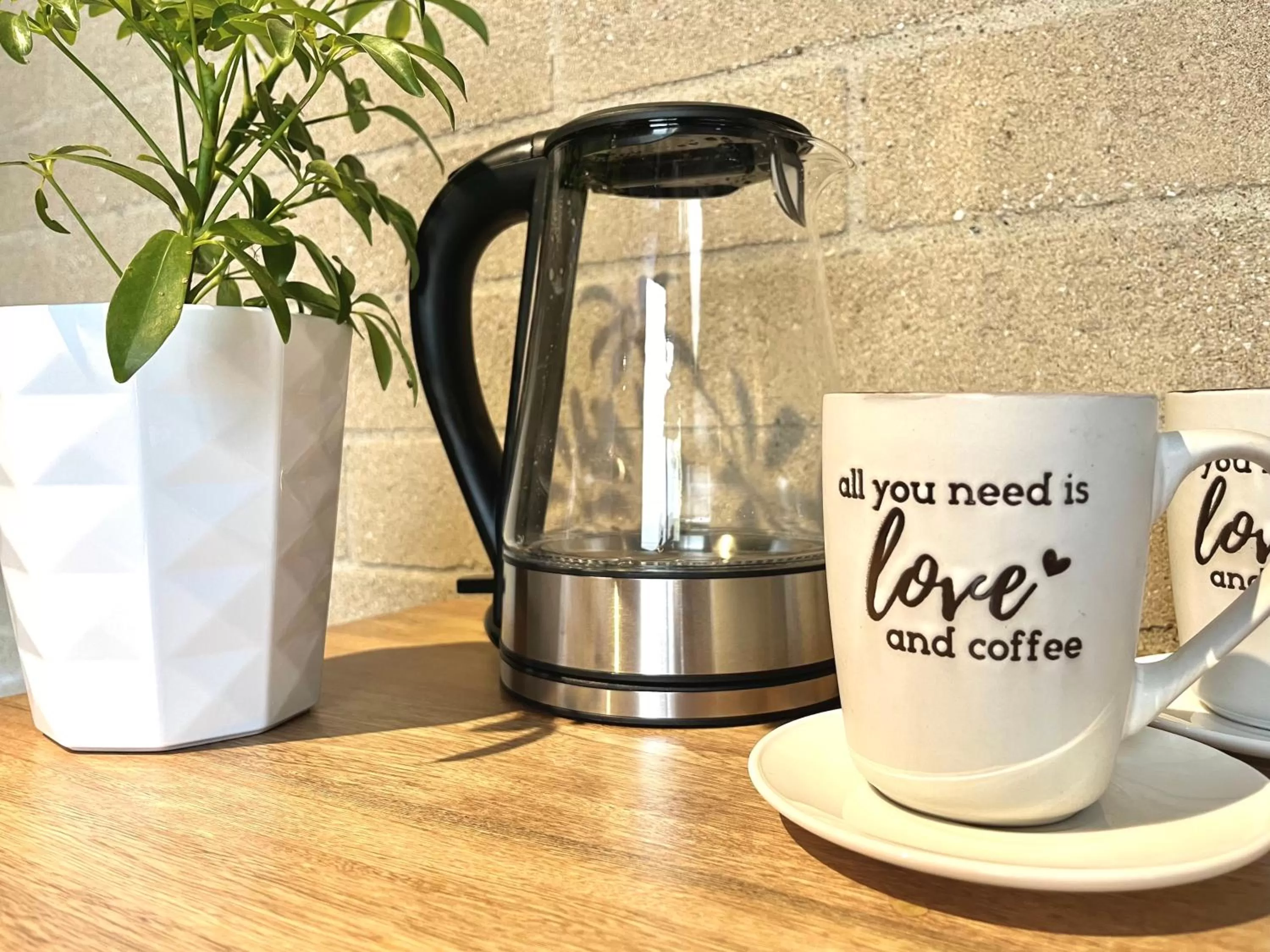 Coffee/tea facilities in Beminimal Hotel