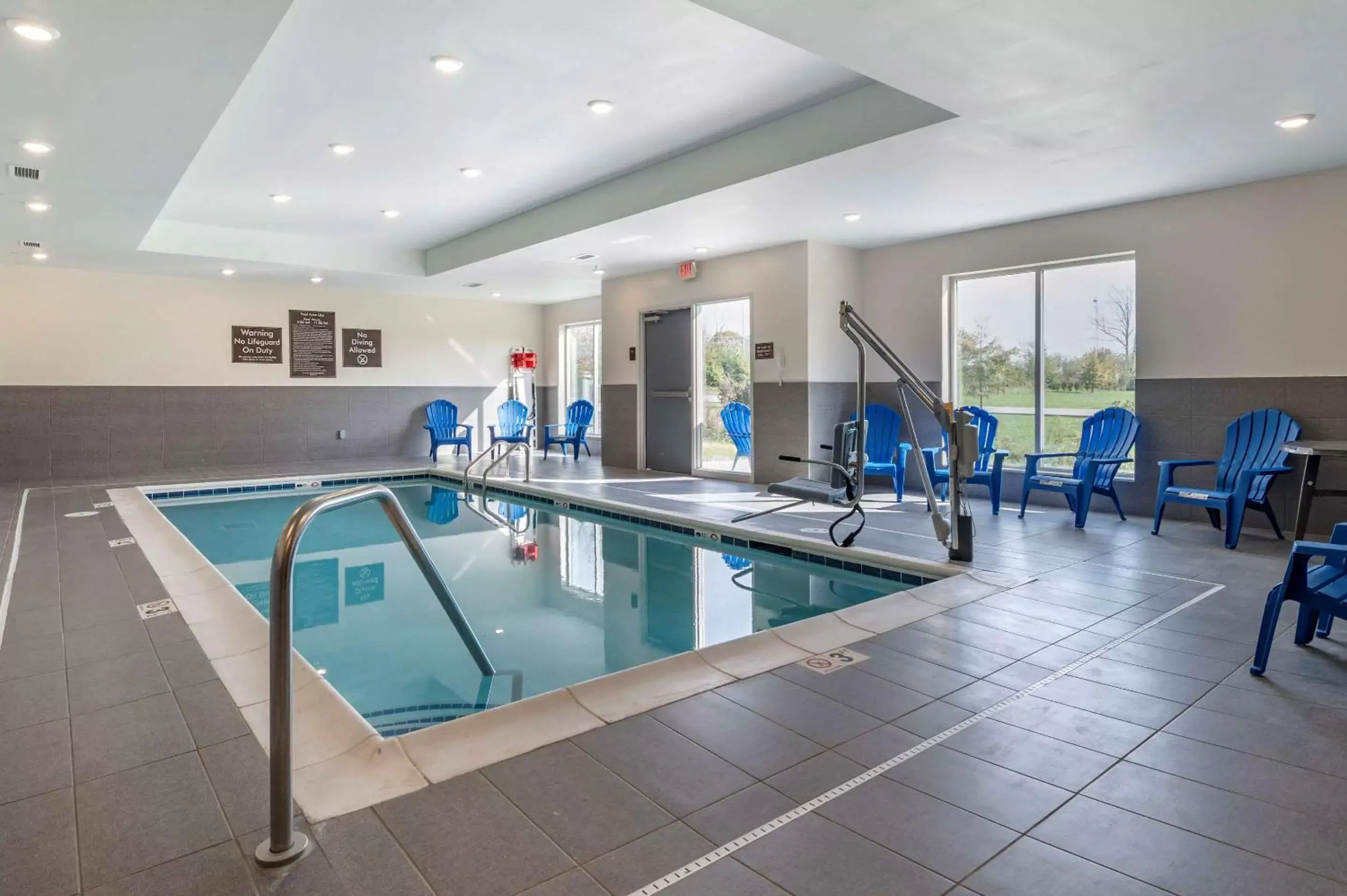 Activities, Swimming Pool in MainStay Suites