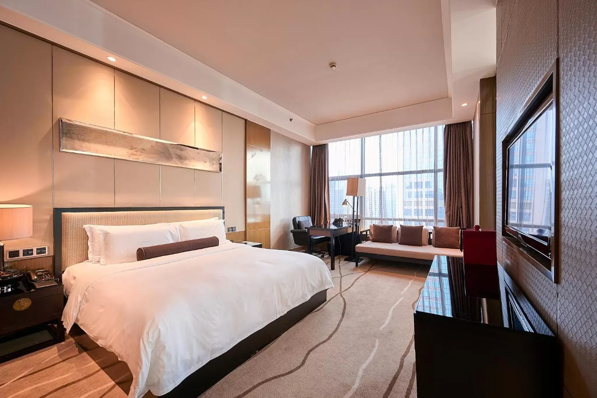 Photo of the whole room in Pullman Shanghai Jingan