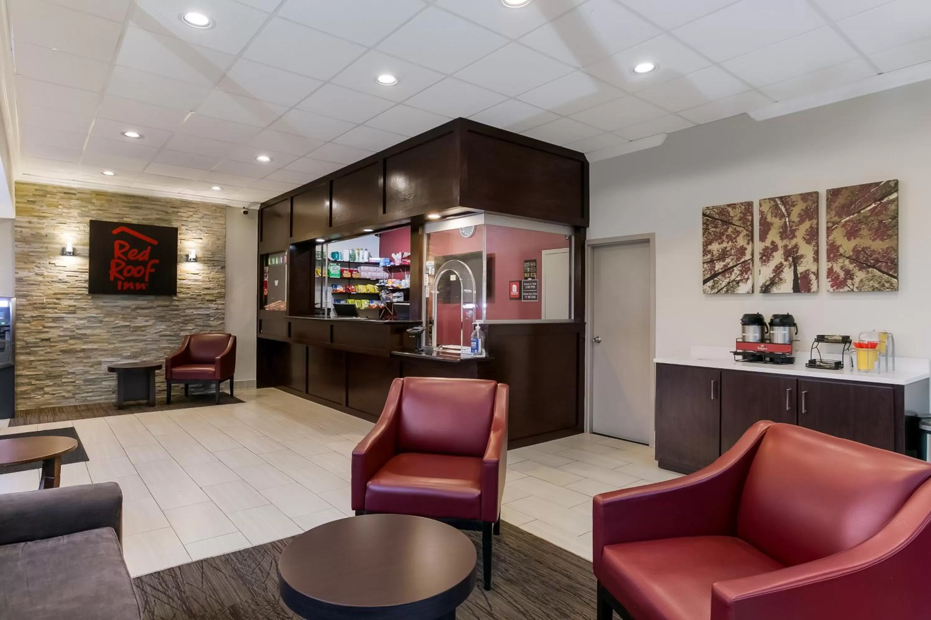 Lobby or reception in Red Roof Inn Baltimore