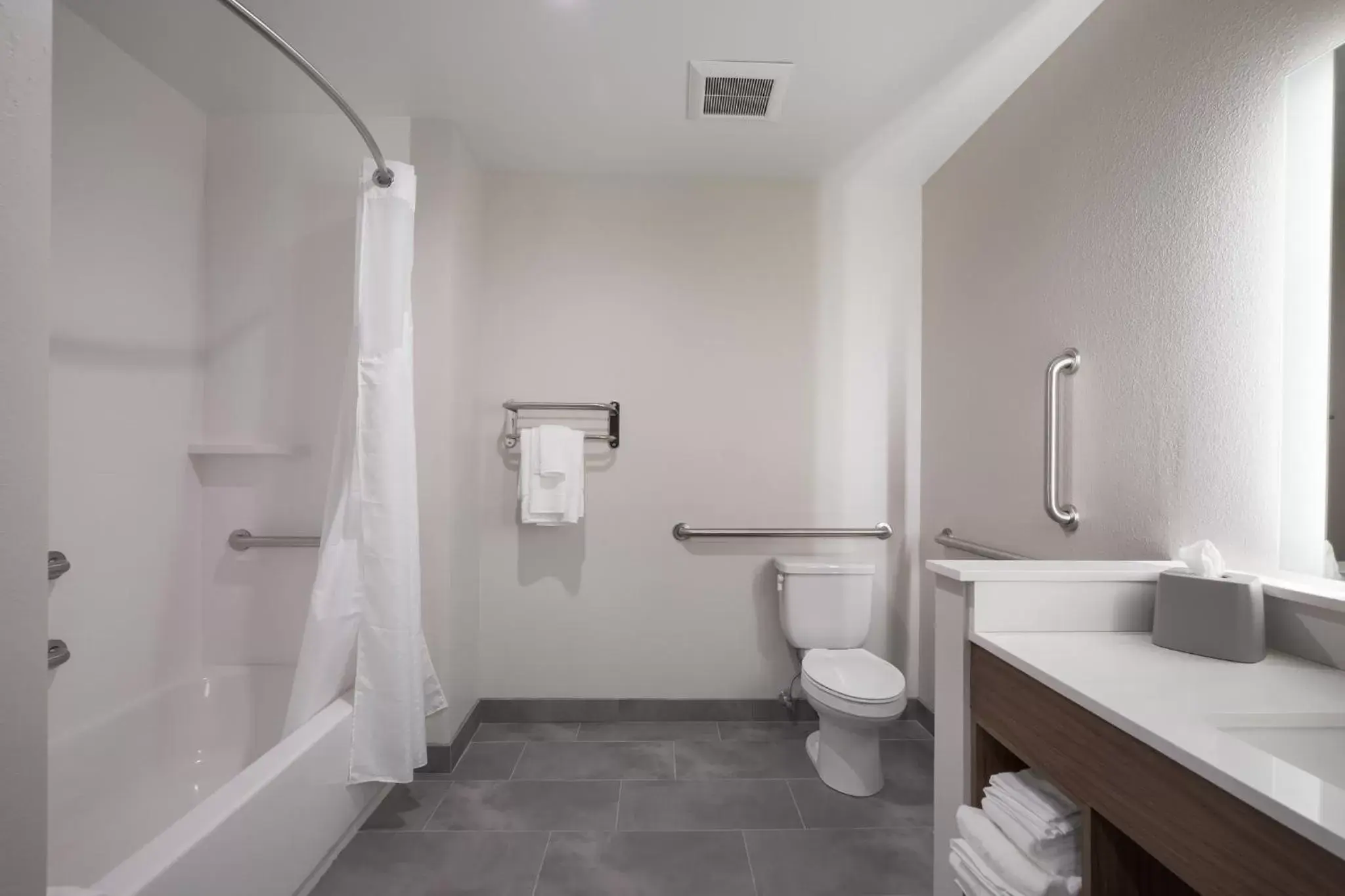 Bathroom in Holiday Inn Express & Suites Chicago - Hoffman Estates, an IHG Hotel