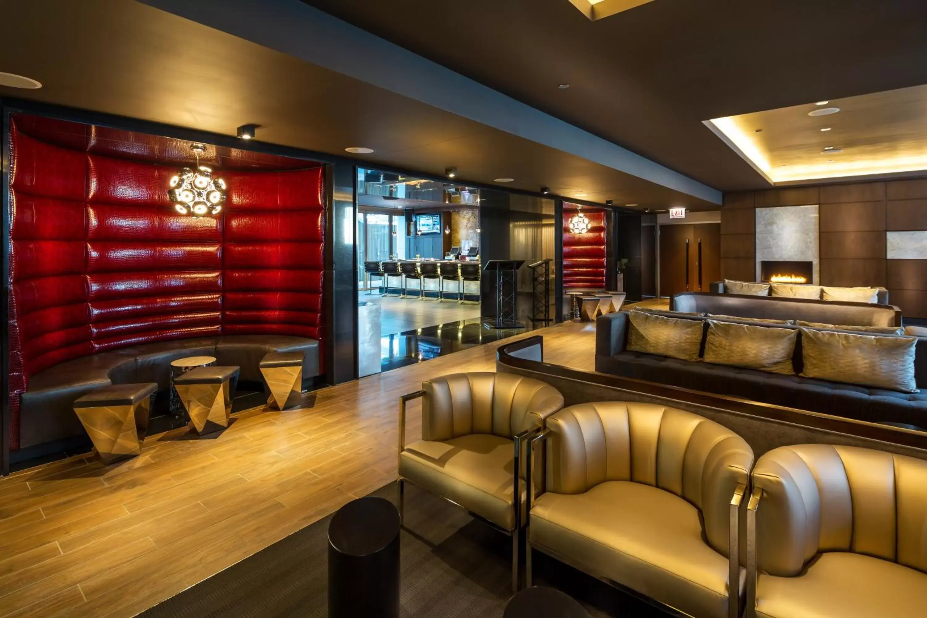 Lounge or bar, Lounge/Bar in Godfrey Hotel Chicago