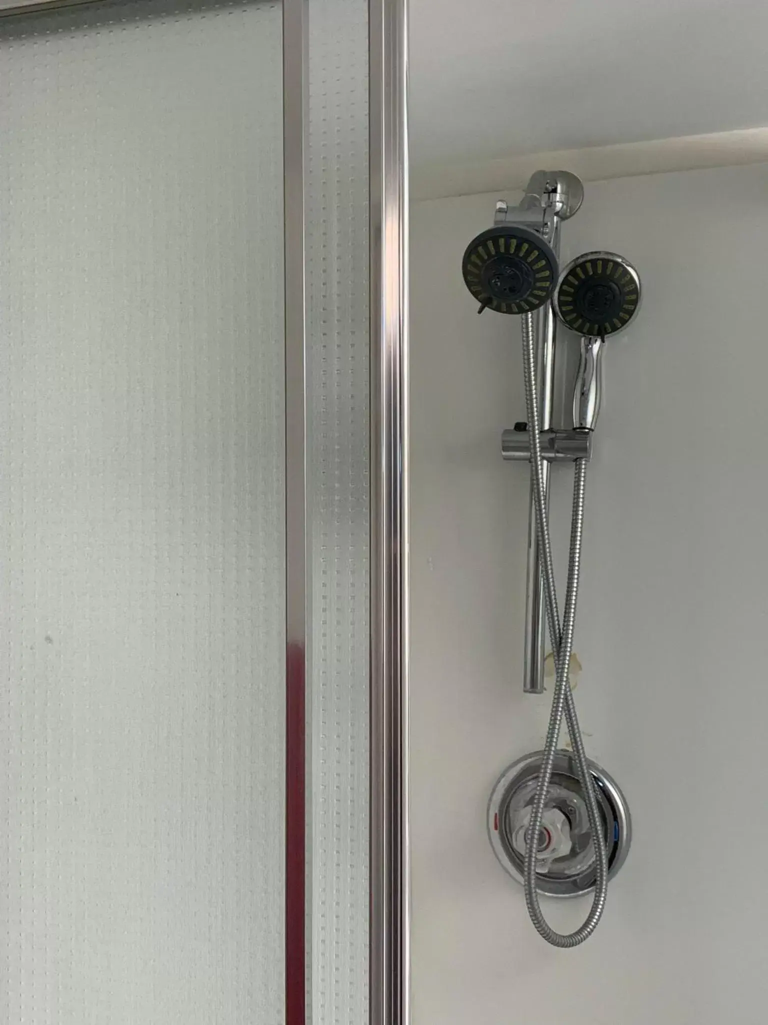Shower, Bathroom in Quaint & Cozy Accommodation