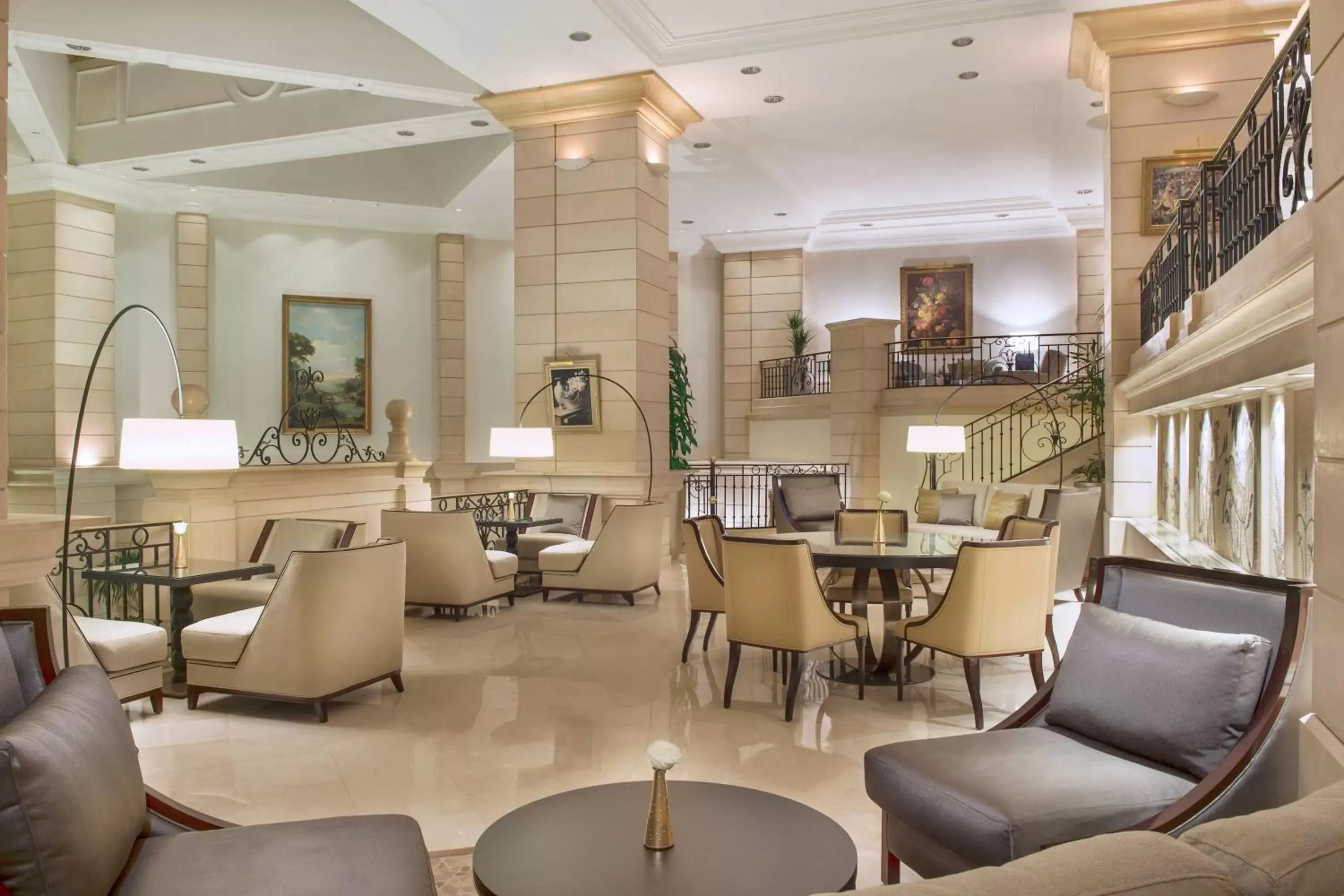 Lobby or reception, Lounge/Bar in Amman Marriott Hotel