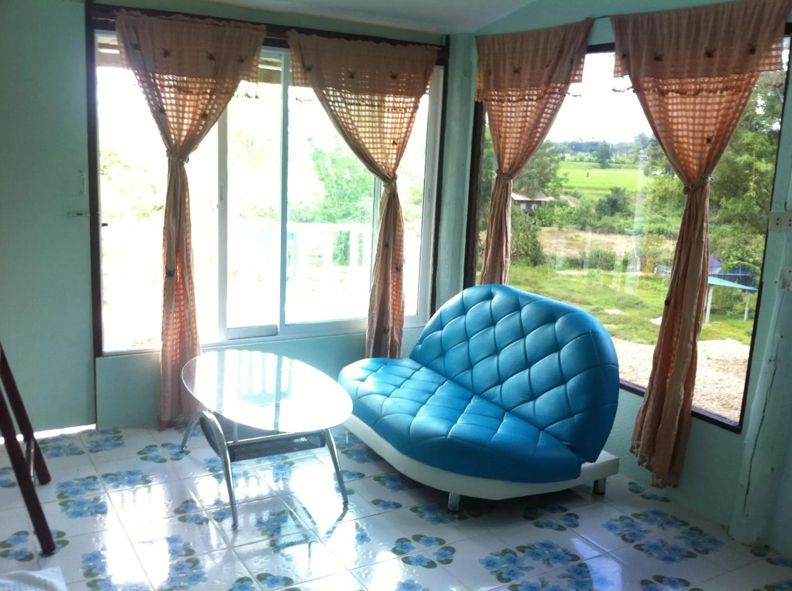 Living room in Chang Pai Resort