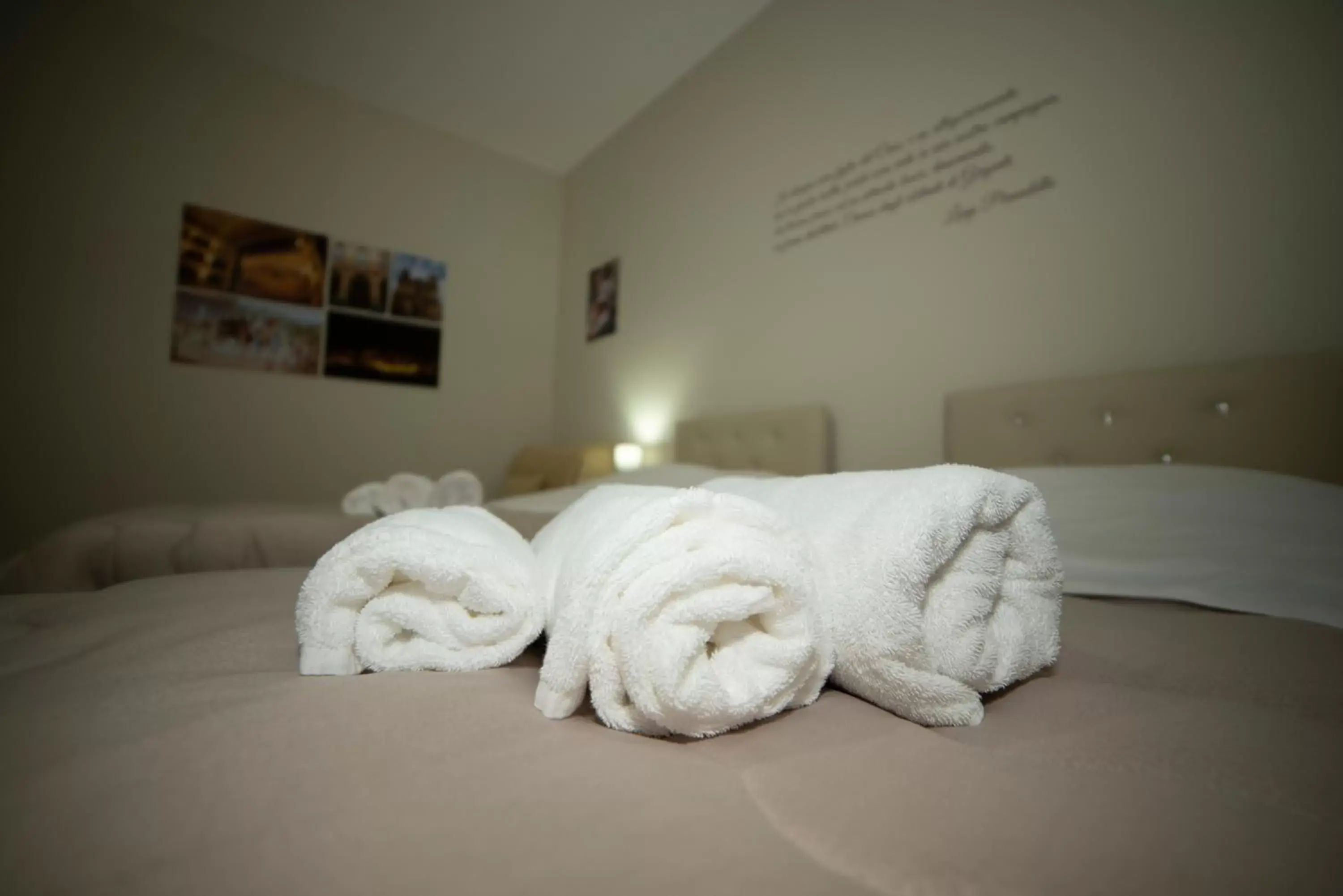 towels, Bed in B&B La Terrazza Degli Scrittori