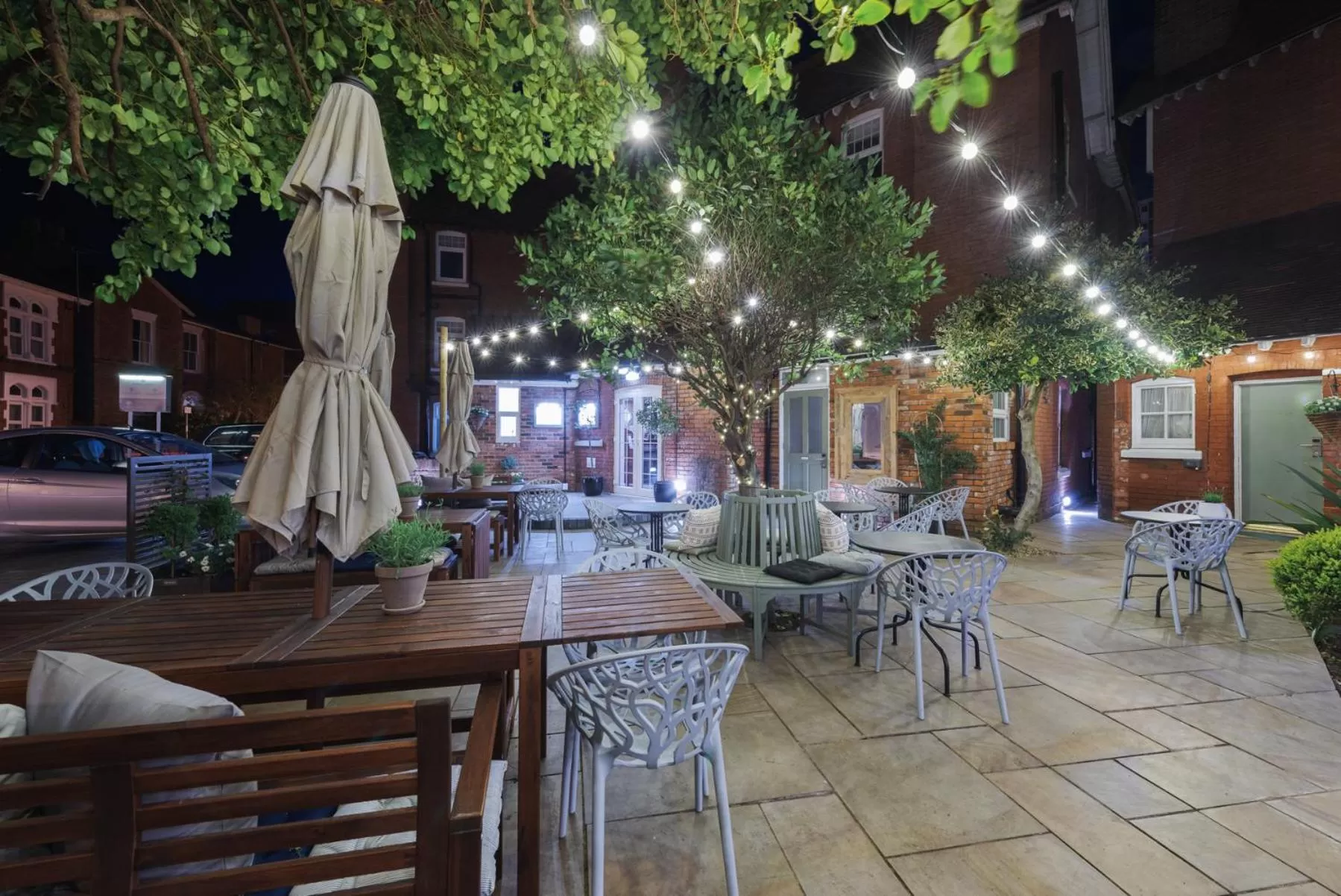 Restaurant/places to eat in Florence Gardens Boutique Hotel and Restaurant