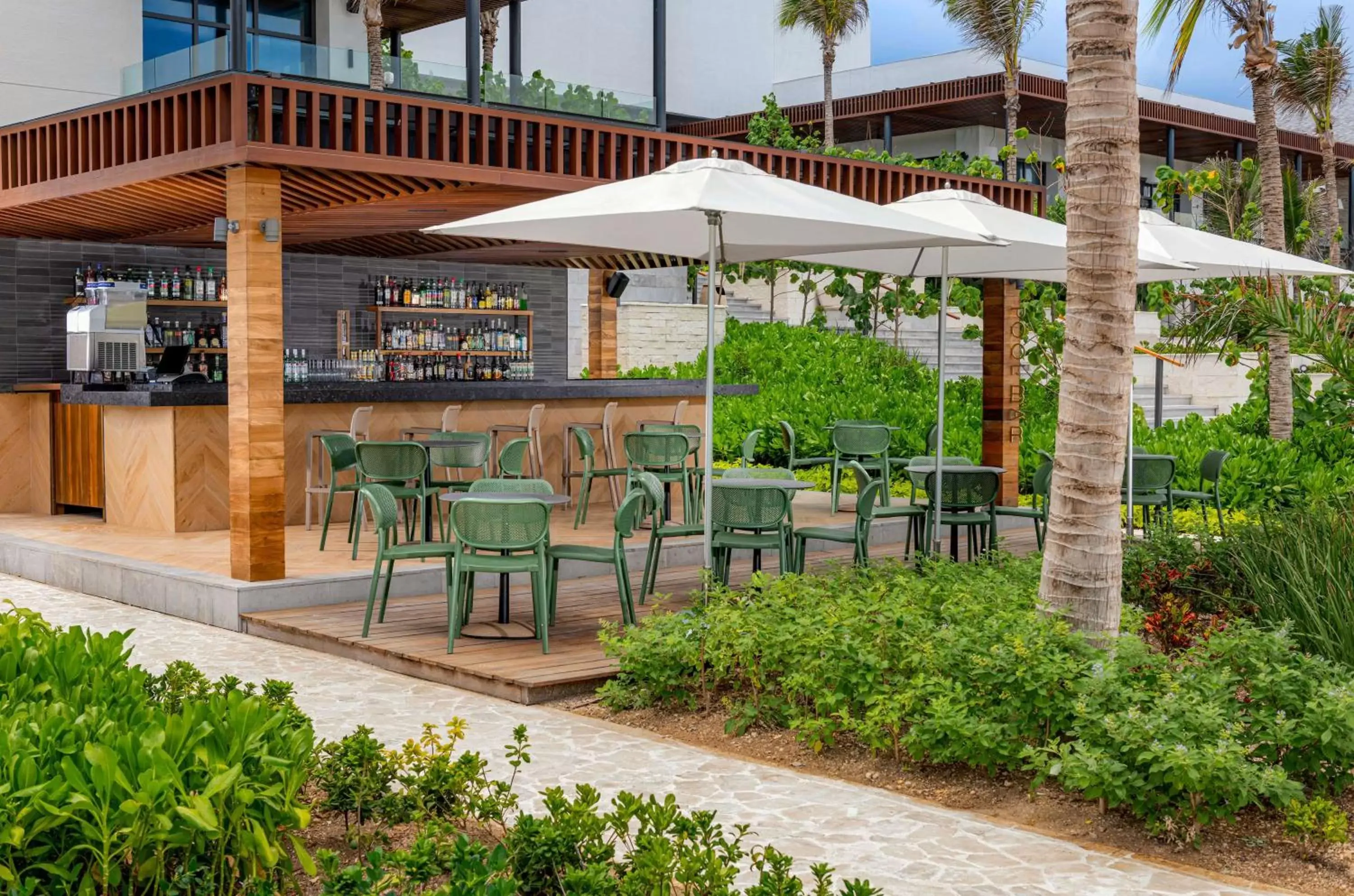 Lounge or bar in Hilton Tulum Riviera Maya All-Inclusive Resort