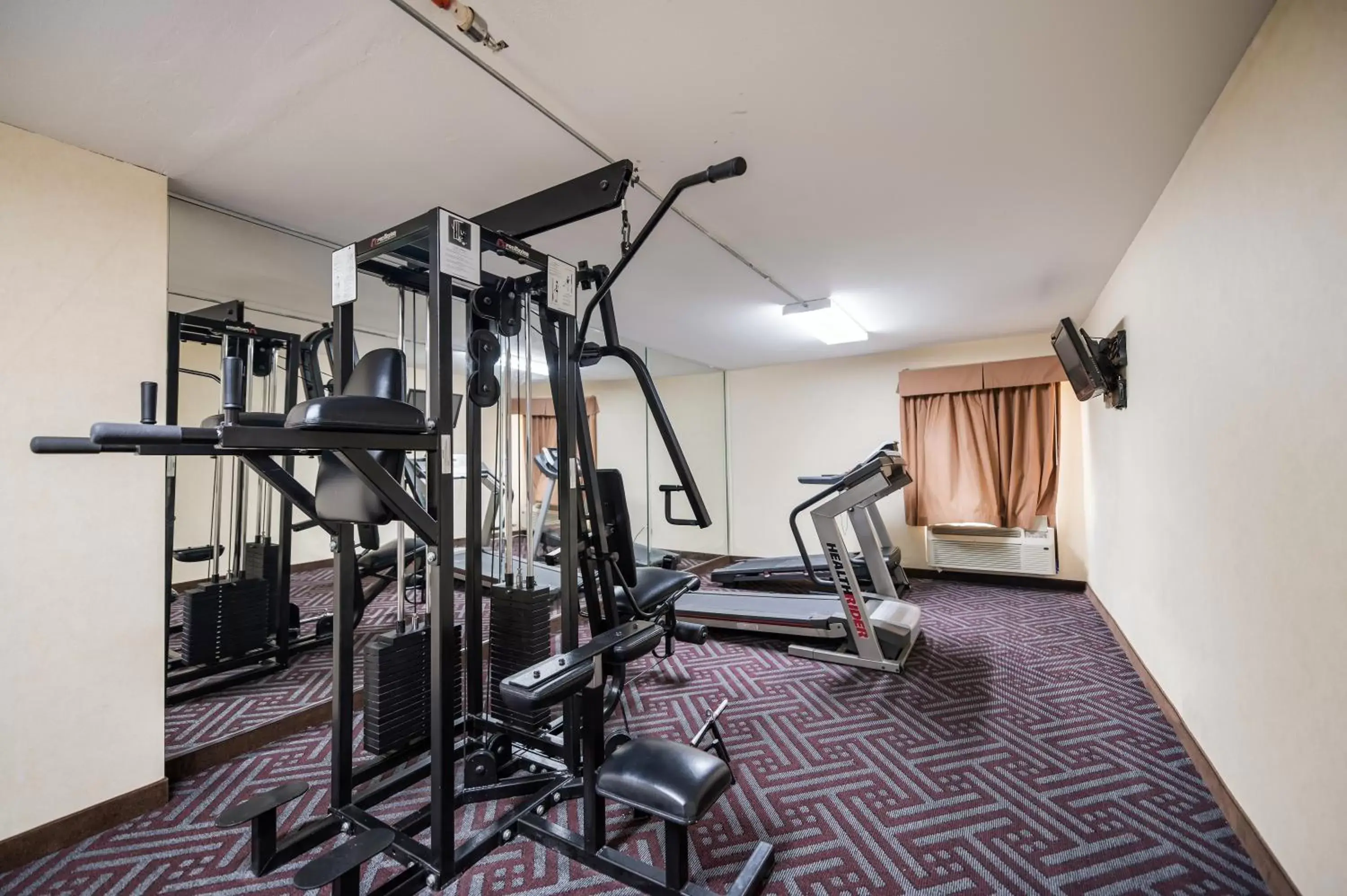 Fitness Center/Facilities in Quality Inn Jacksonville near Little Rock Air Force Base