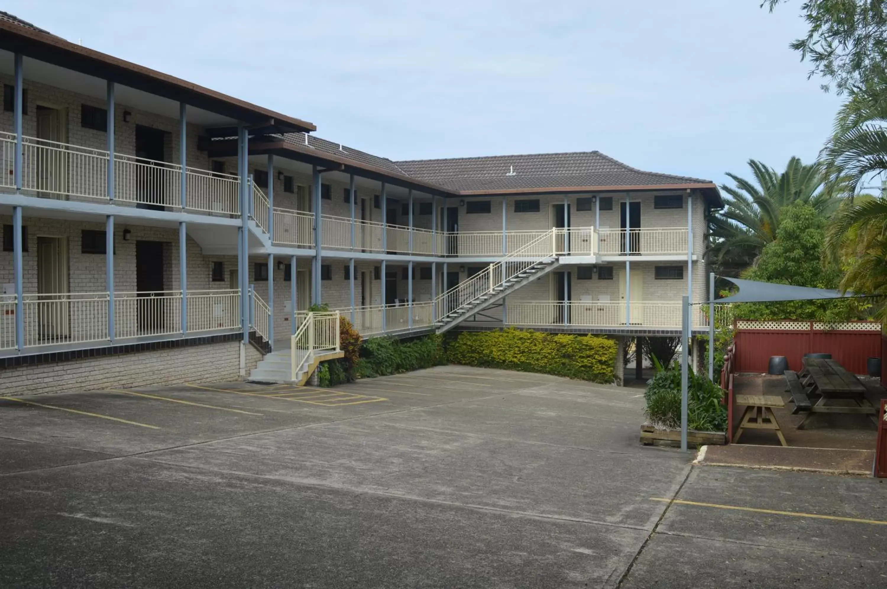 Property Building in Excelsior Motor Inn