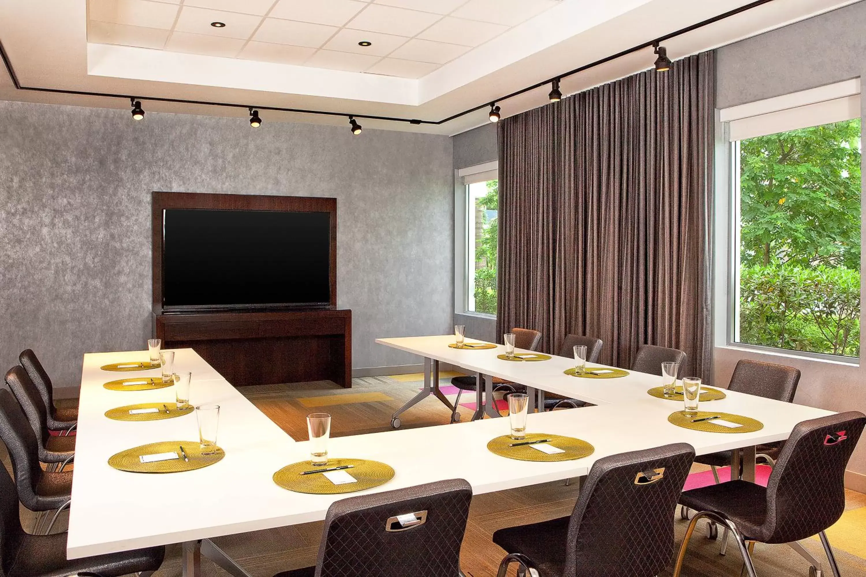 Meeting/conference room in Aloft Miami Doral