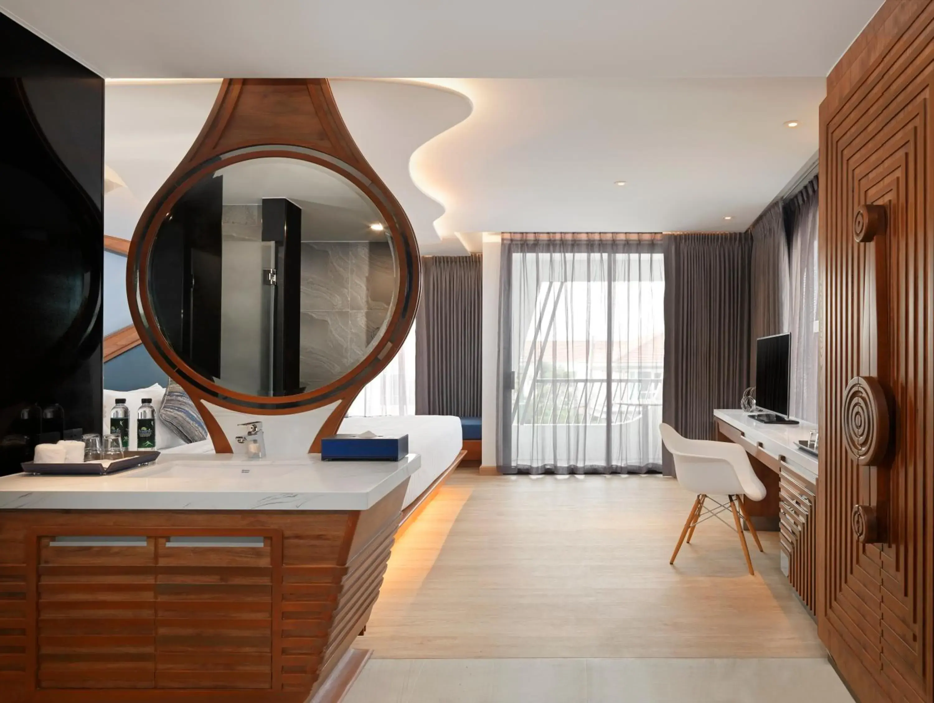 Deluxe Corner Sea-Facing King in The Oceanic Sportel Phuket - SHA Extra Plus Deluxe Corner Sea-Facing King in The Oceanic Sportel Phuket - SHA Extra Plus