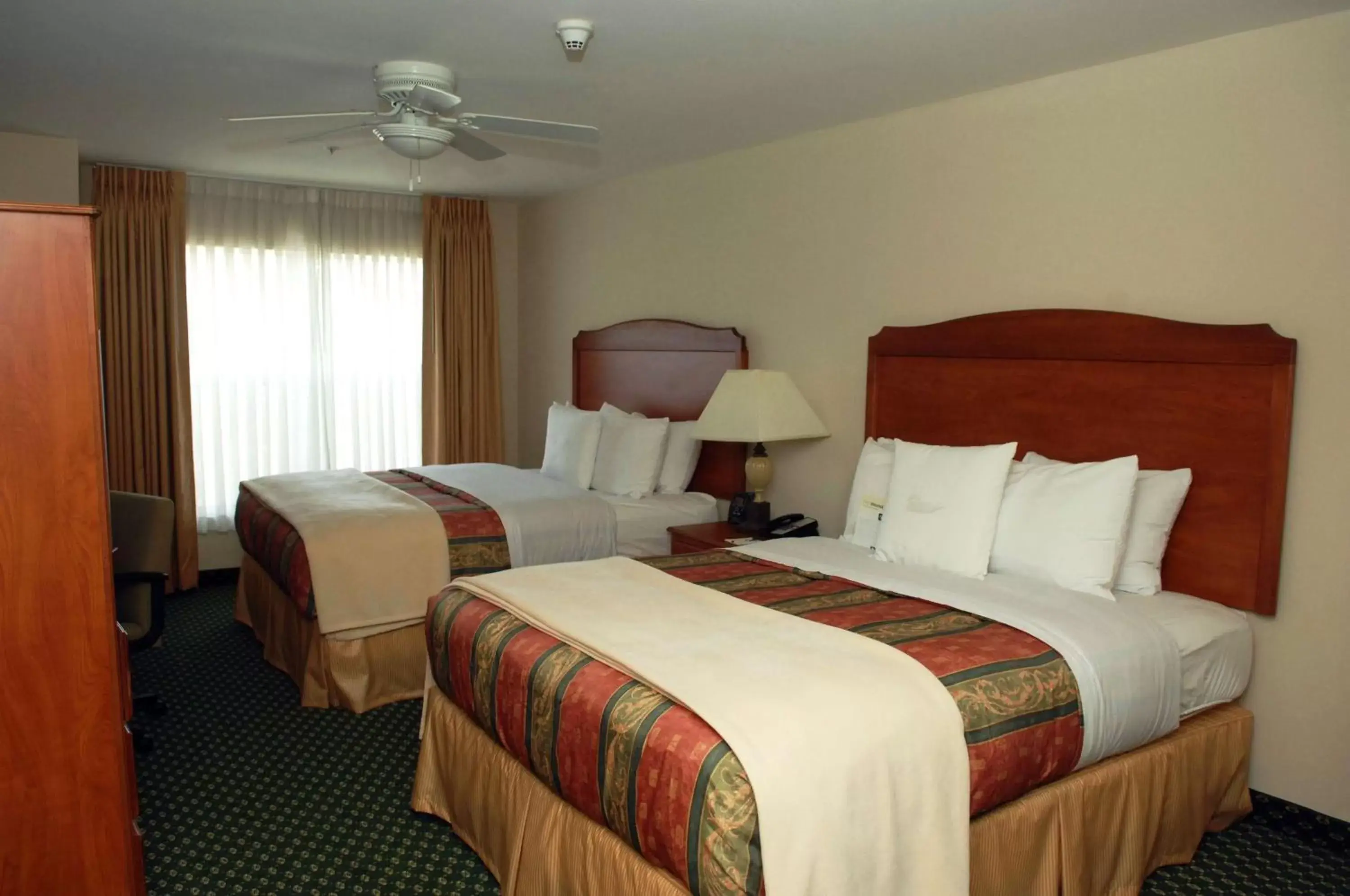 Bed in Homewood Suites by Hilton Ontario Rancho Cucamonga